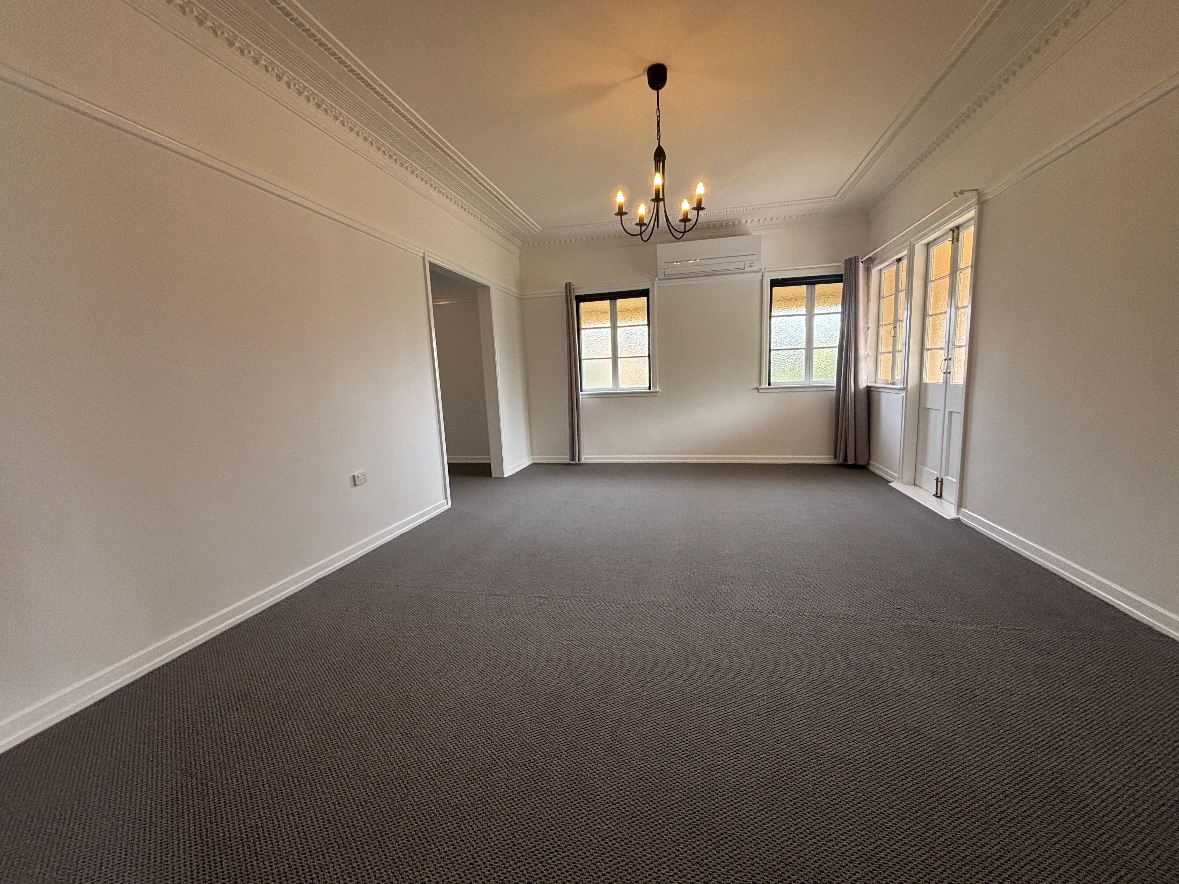 Beautifully Refreshed Coastal Home in a fantastic location!