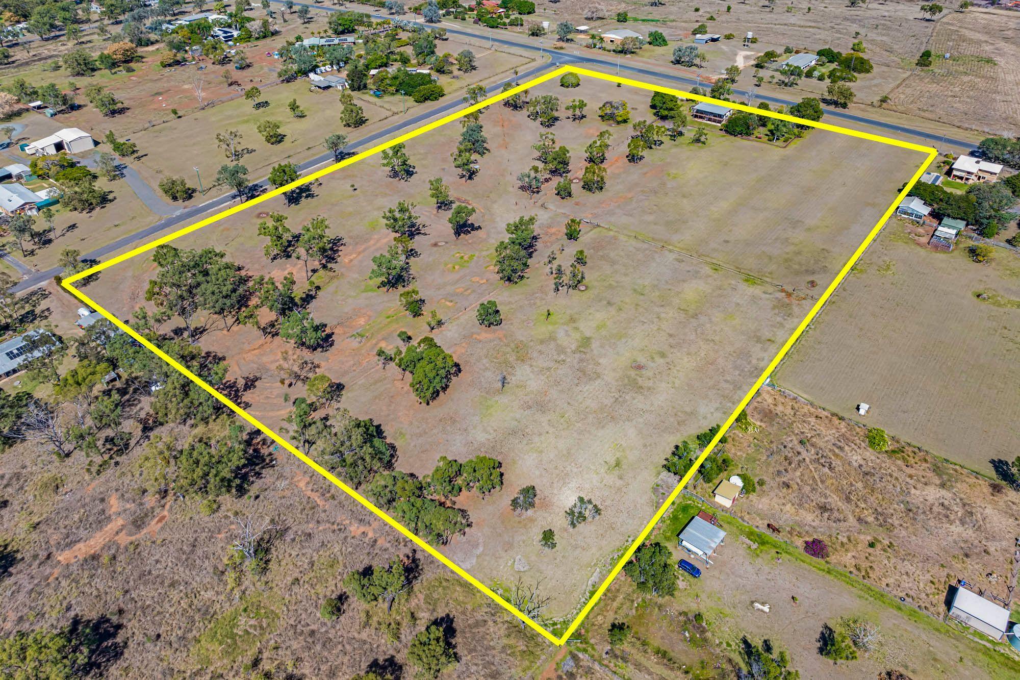 Opportunity Has Come a Knocking - 11.3 Awesome Acres in Gracemere!