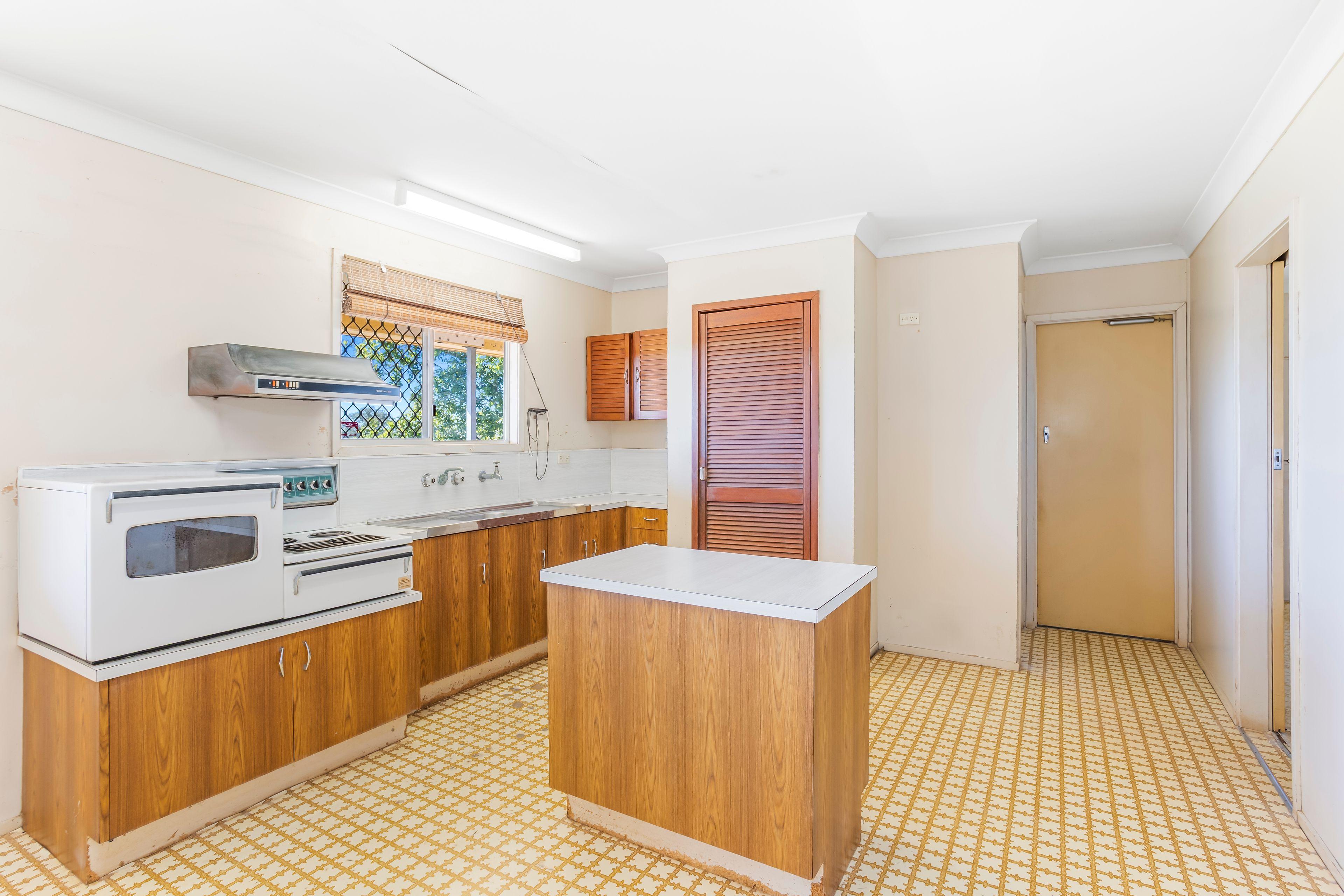 Opportunity Has Come a Knocking - 11.3 Awesome Acres in Gracemere!