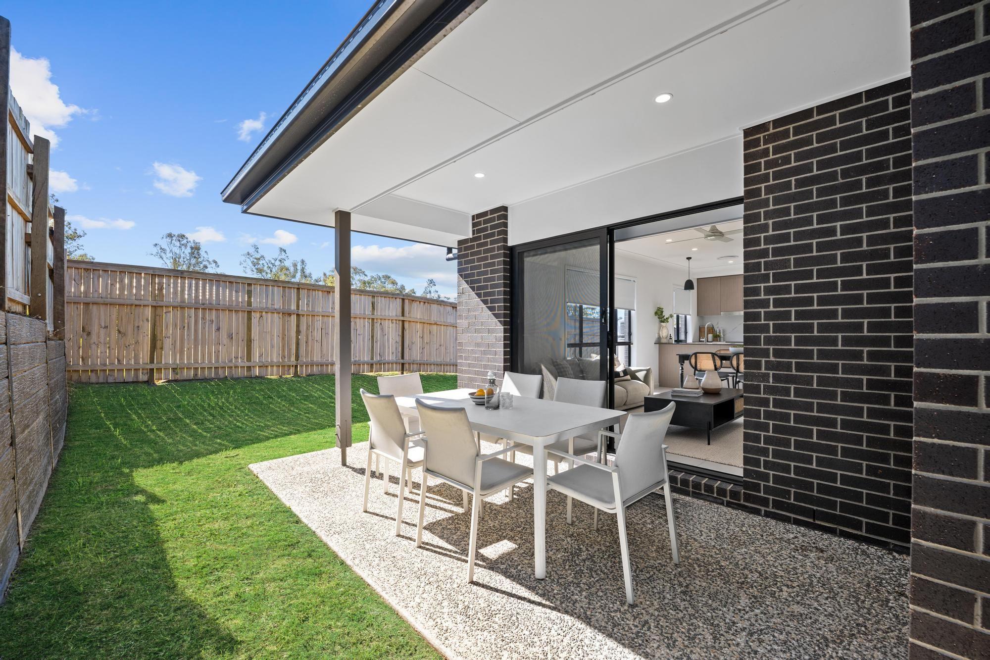 Spacious Family Living in the Heart of Ripley!