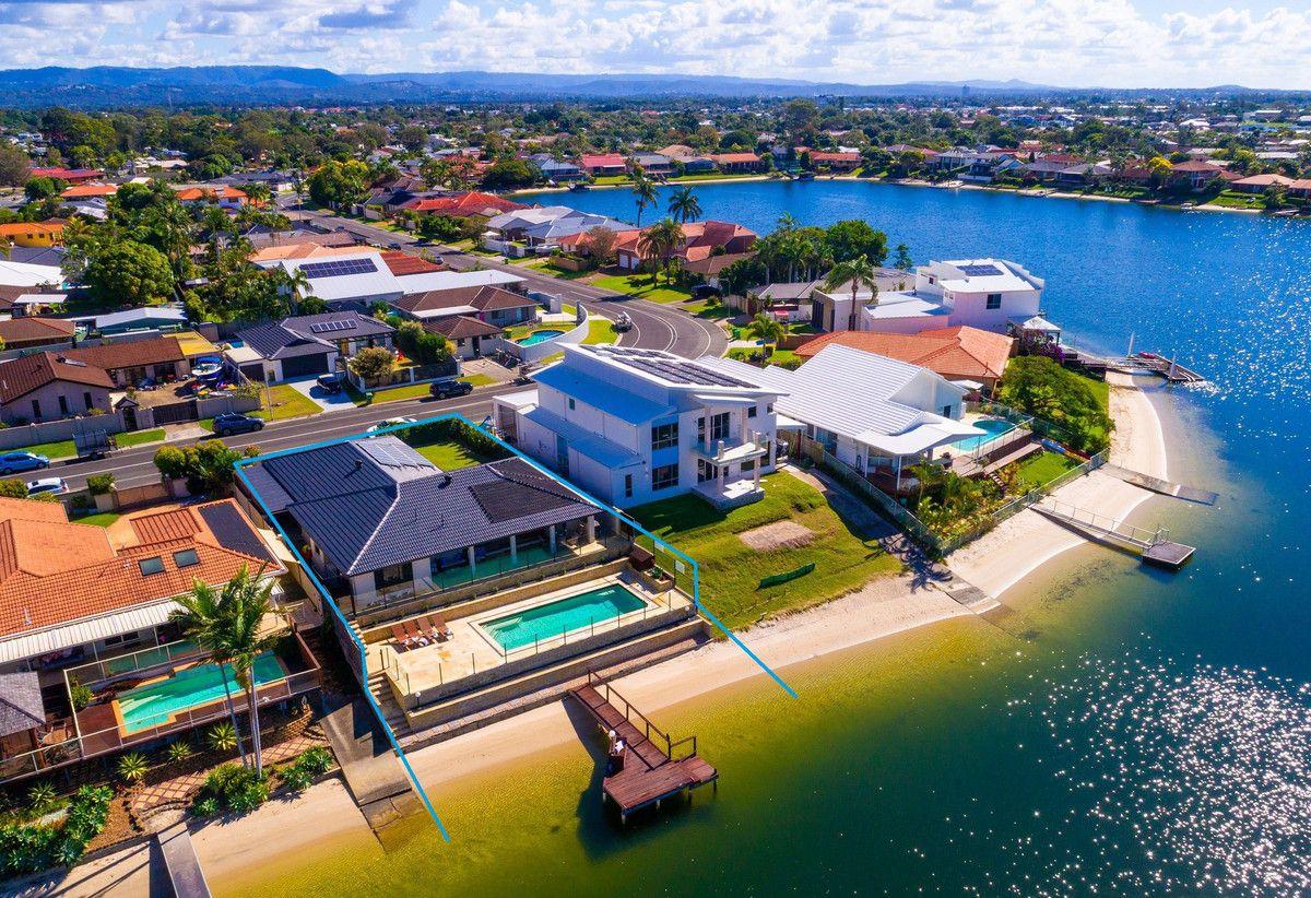 Prop-GPT: House: QLD Mermaid Waters, QLD 4218 Queensland 4218