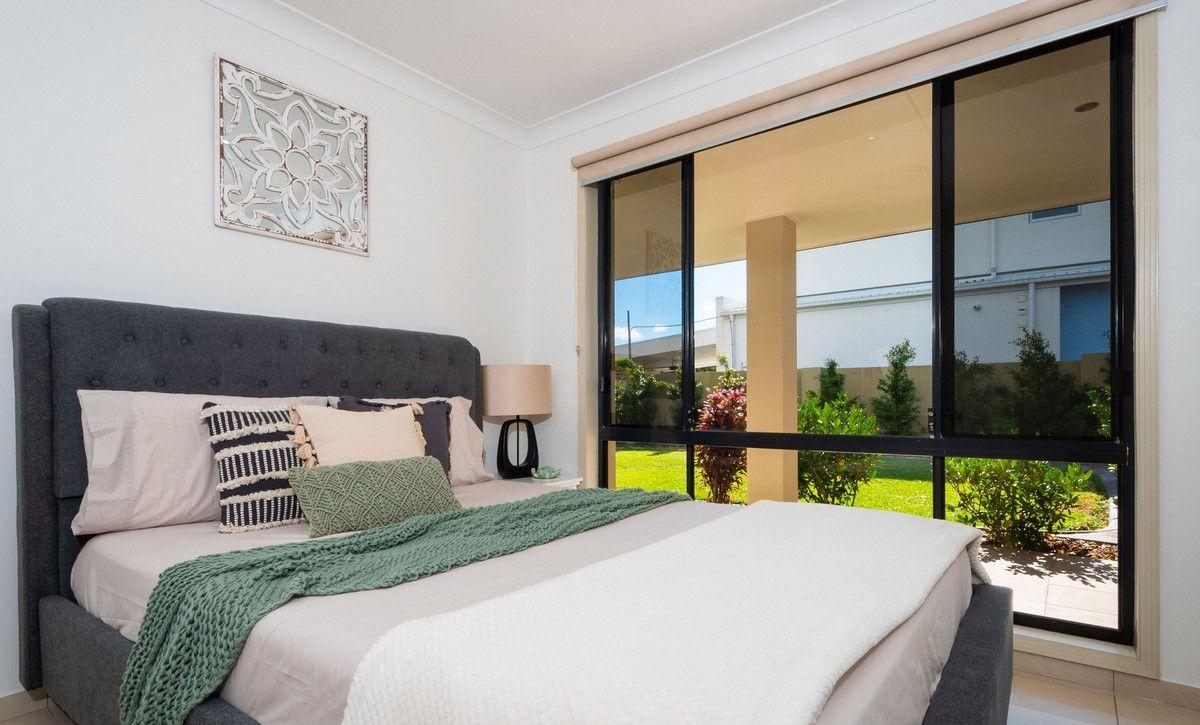 House for Rent: Mermaid Waters, QLD 4218, QLD, 4218
