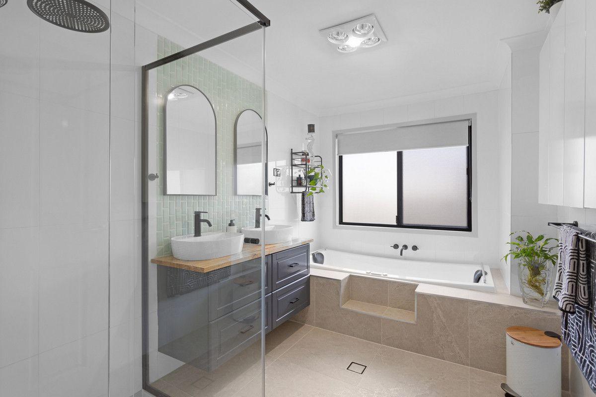 House for Rent: Mermaid Waters, QLD 4218, QLD, 4218