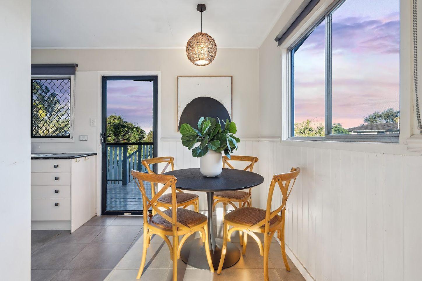 9 Ferny Way, FERNY HILLS, QLD 4055 - House for Rent - harcourts.net