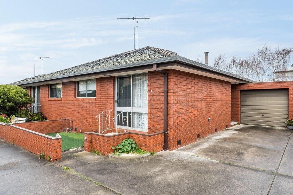 Prop-GPT: Property: VIC Geelong, VIC 3220 Victoria 3220