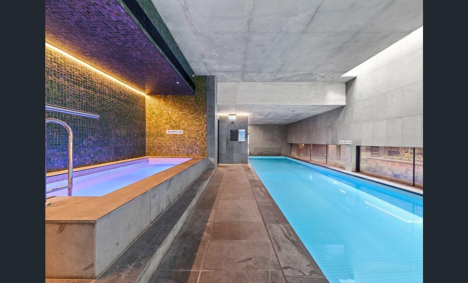 Stylish City-Edge Living in the Heart of Docklands