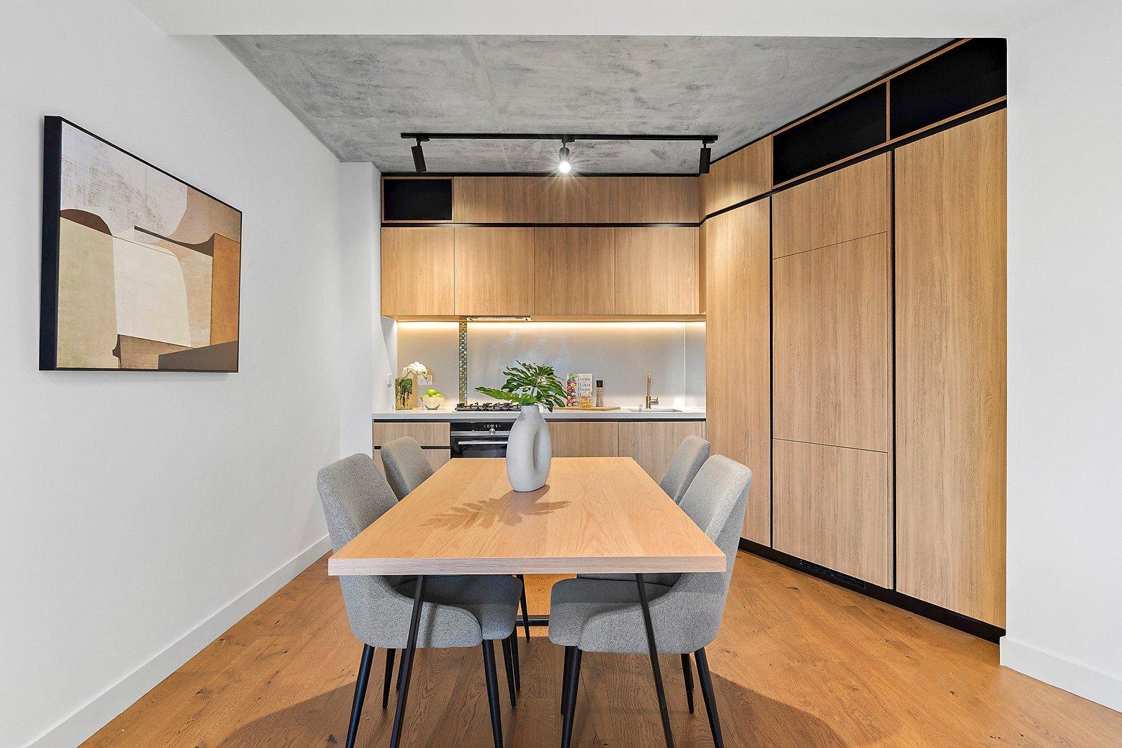 Stylish City-Edge Living in the Heart of Docklands