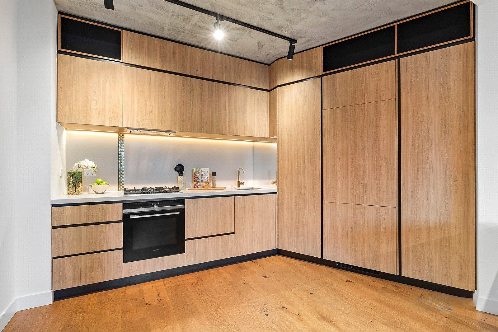 Stylish City-Edge Living in the Heart of Docklands