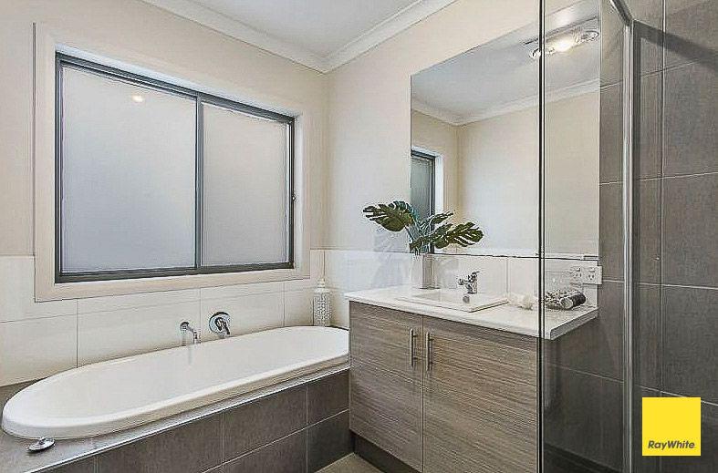 House for Rent: Flora Hill, VIC 3550, VIC, 3550