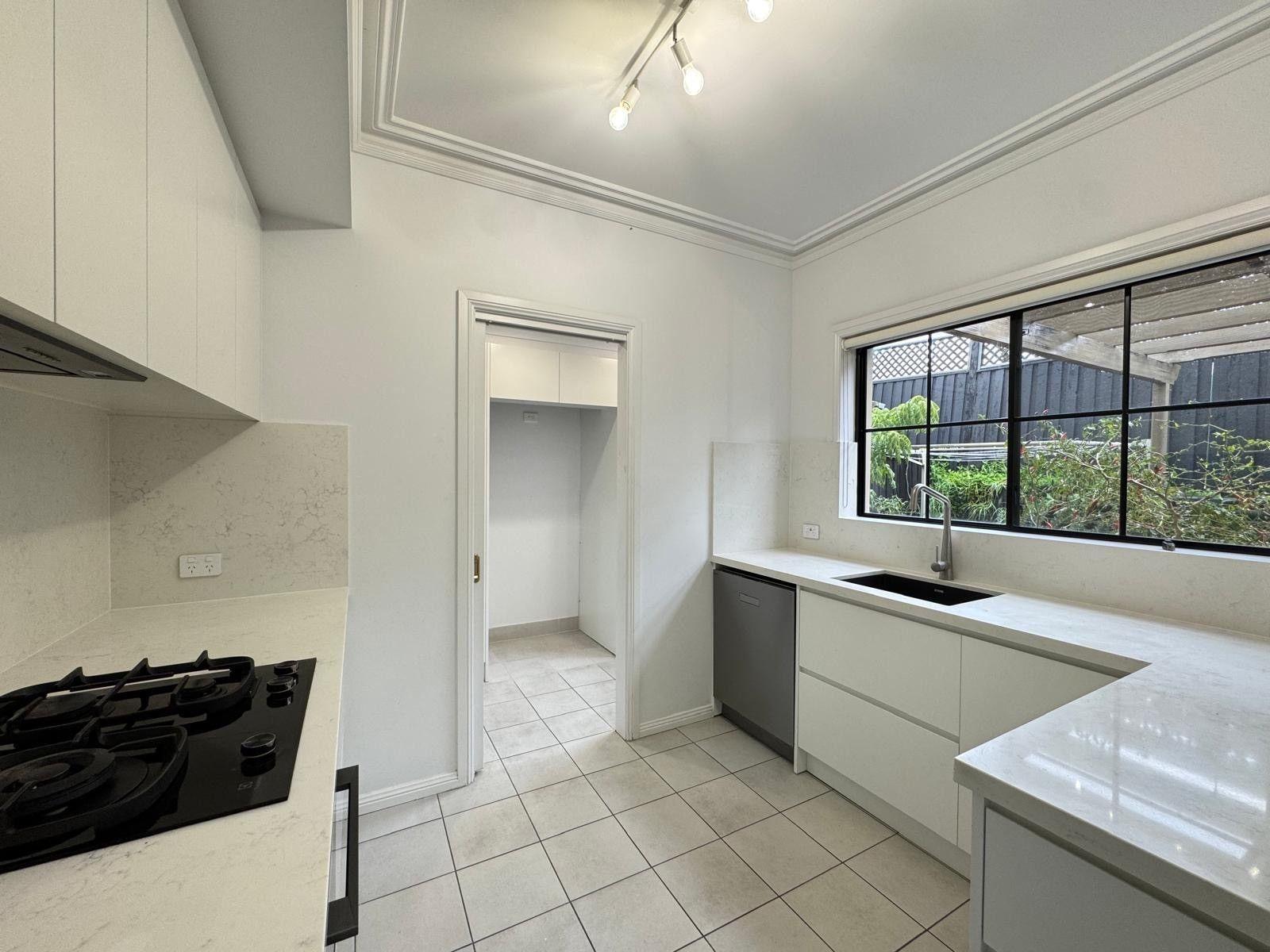 Stunning 4-Bedroom Townhouse