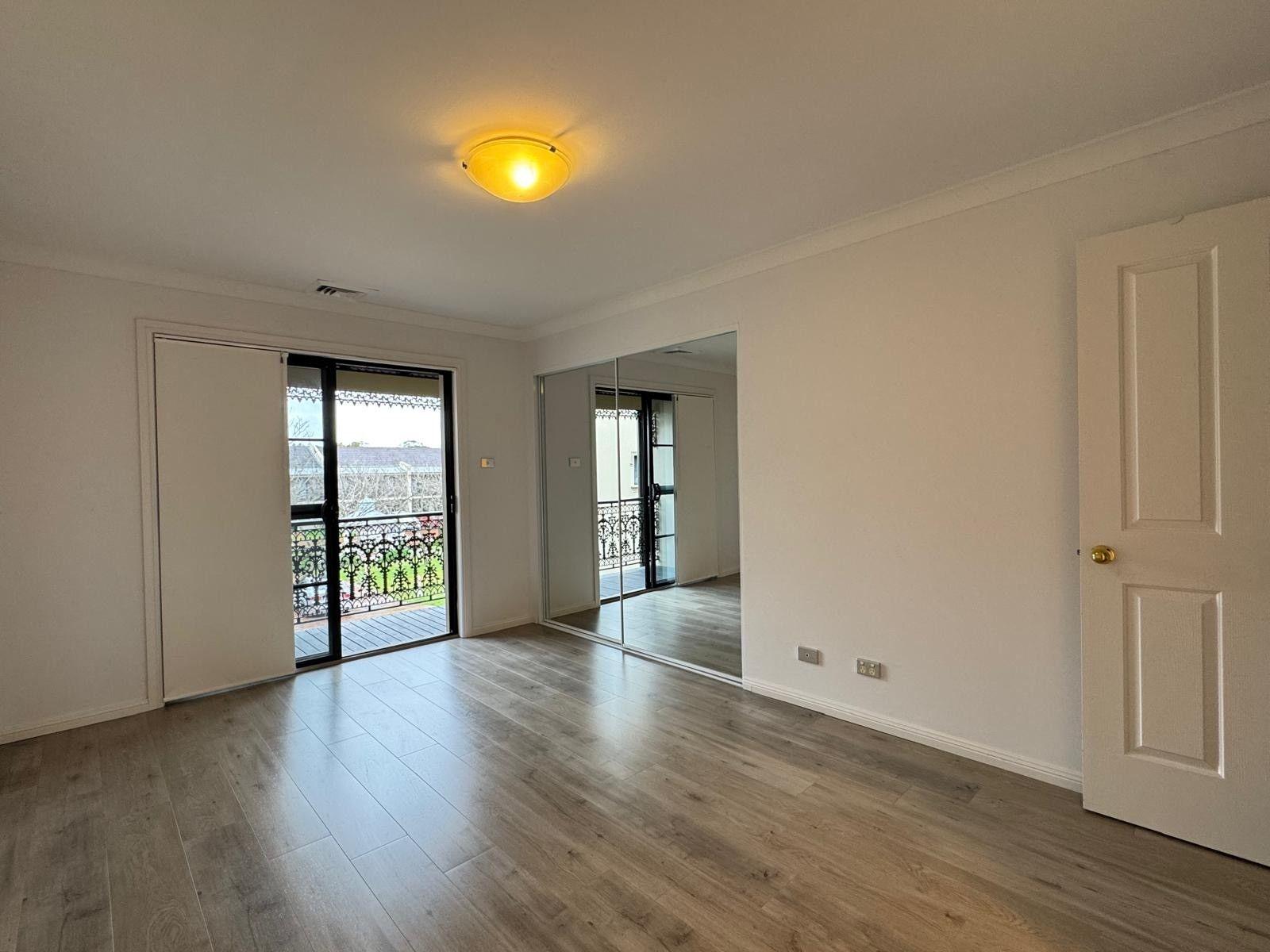 Stunning 4-Bedroom Townhouse