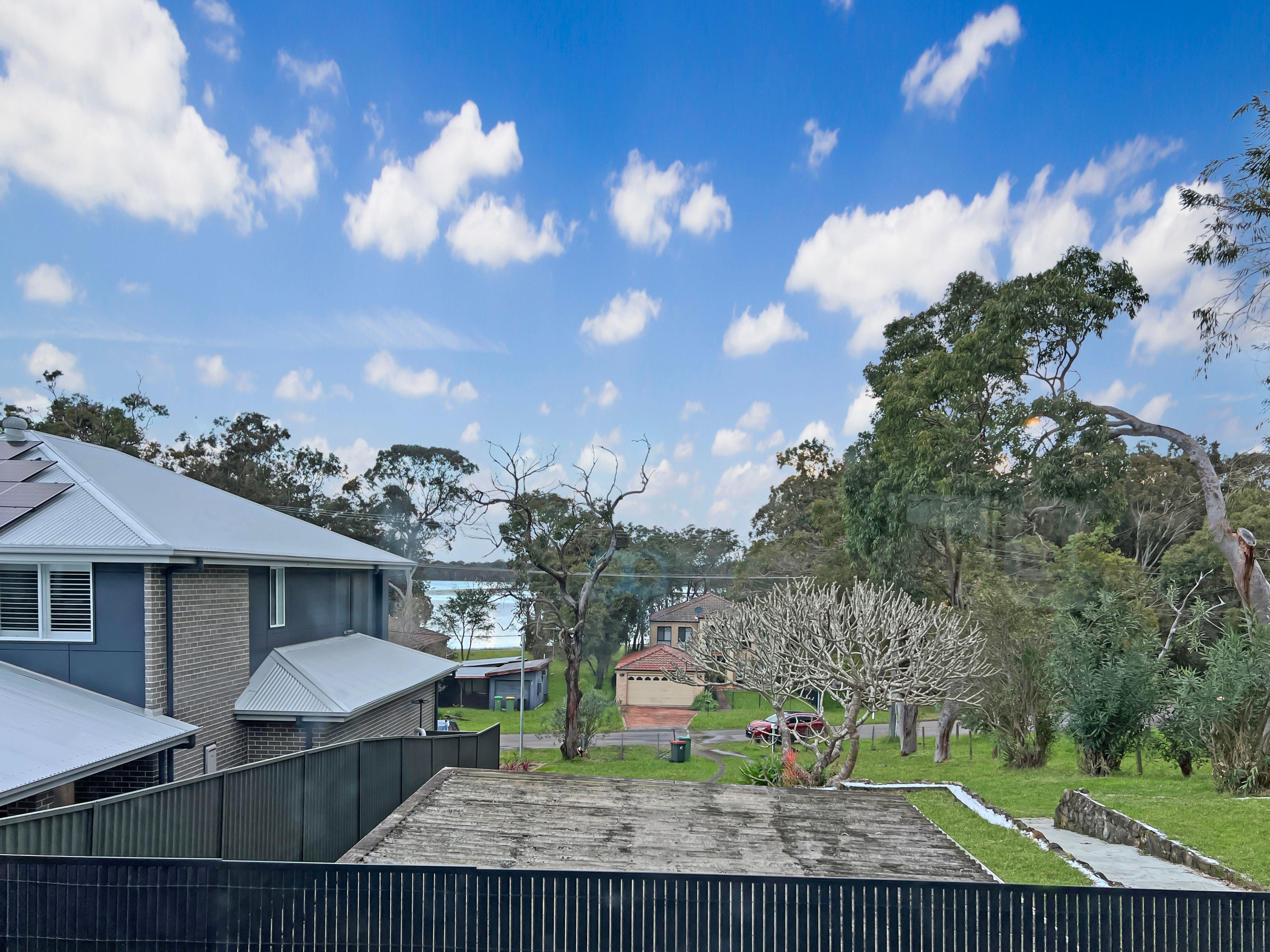 Cute & Cosy Coastal living!