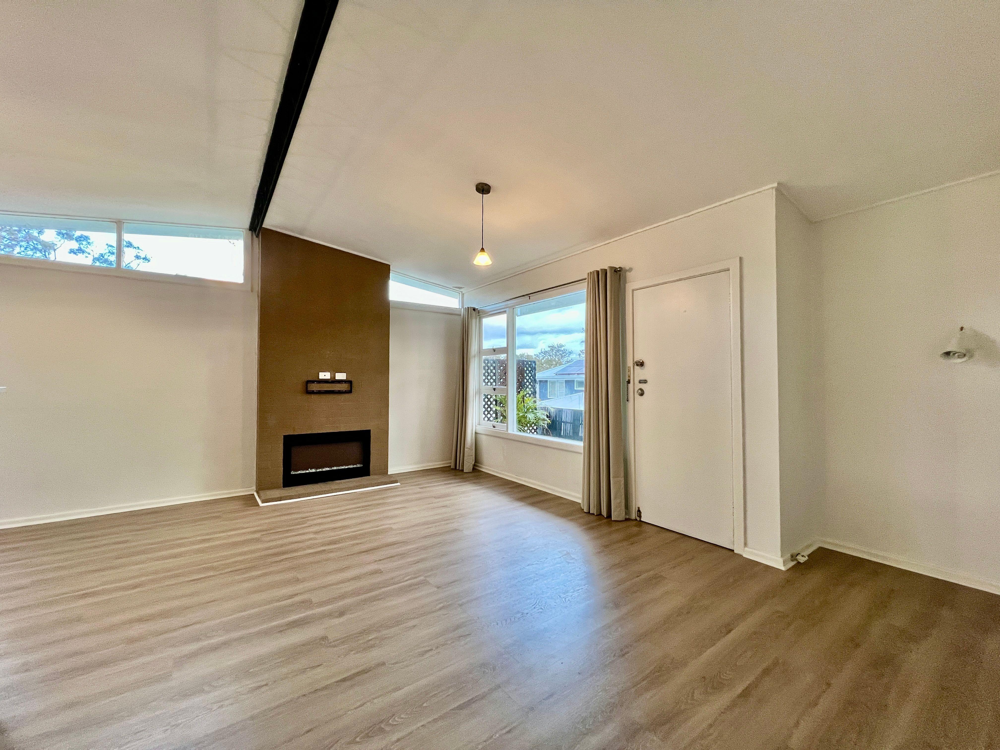 Cute & Cosy Coastal living!