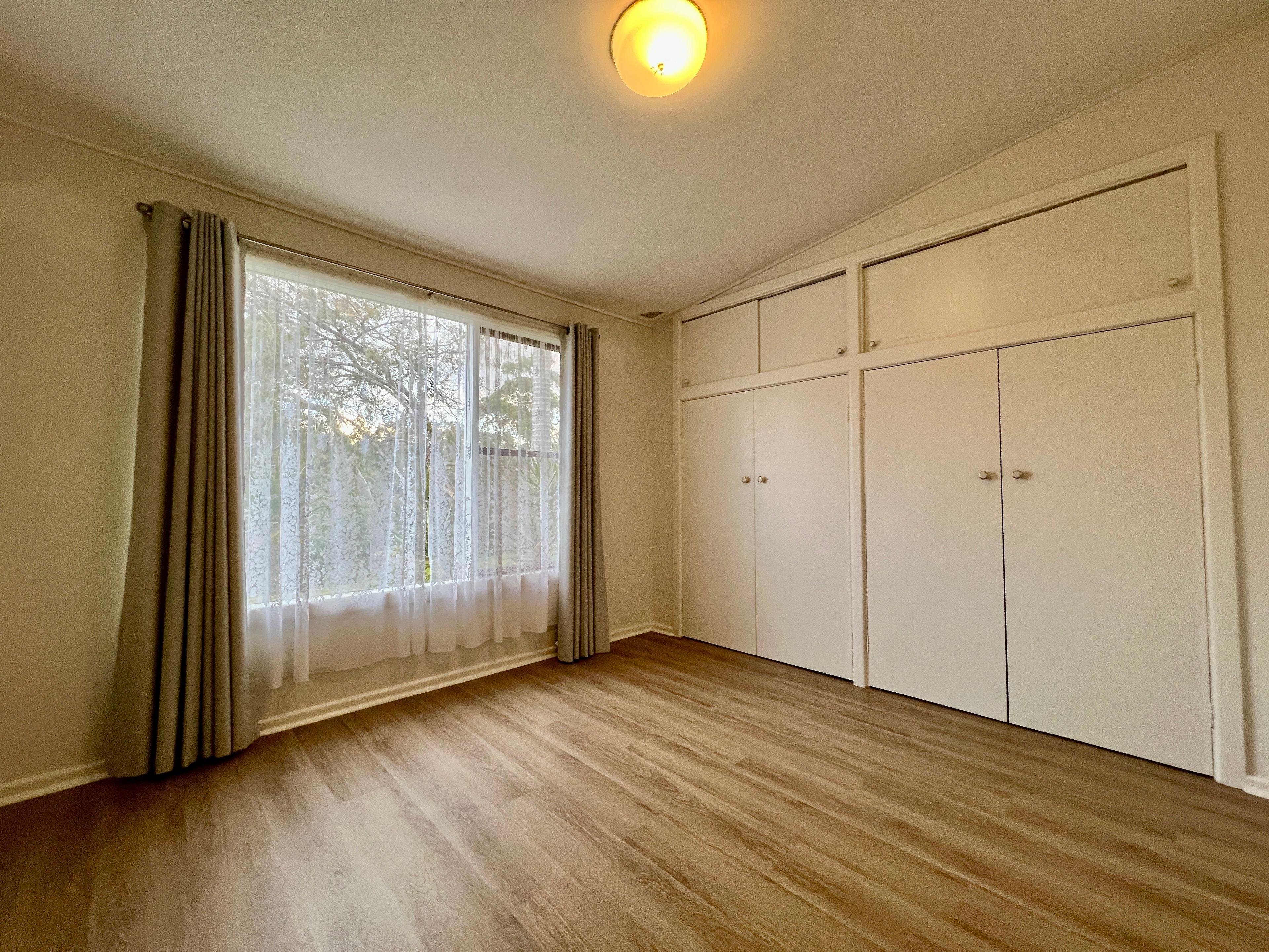 Cute & Cosy Coastal living!