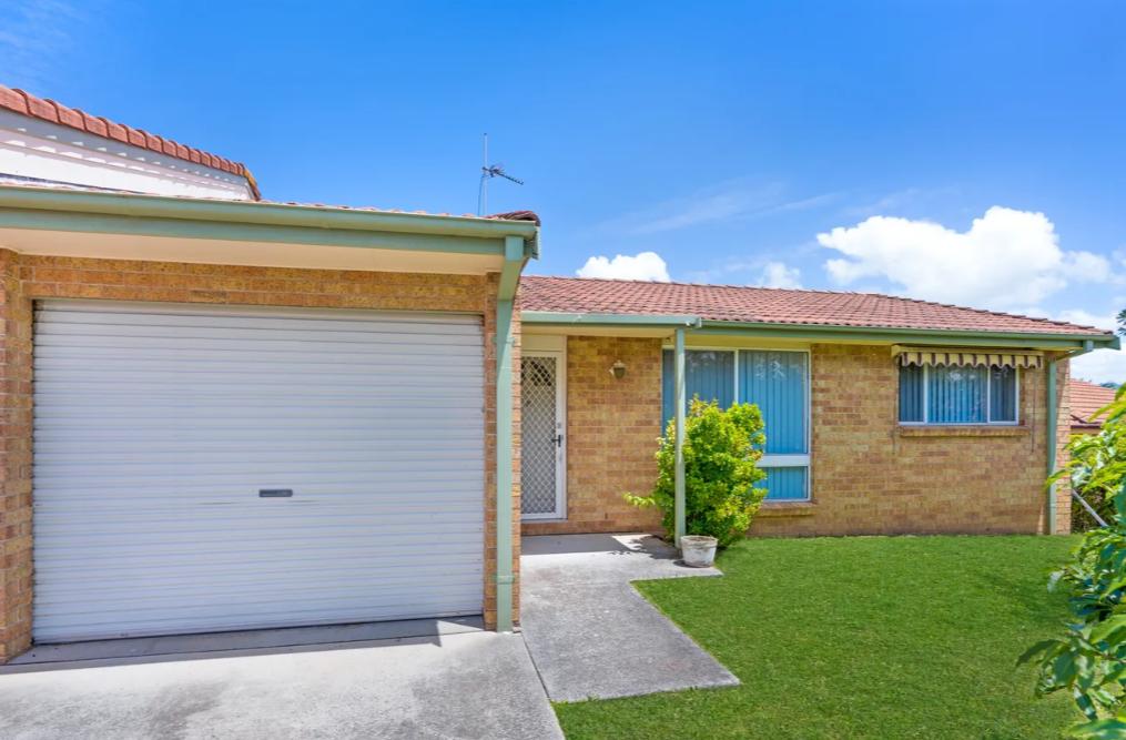 Prop-GPT: Villa: NSW Flinders, NSW 2529 Home For Rent