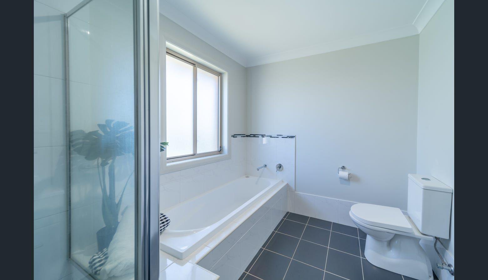 House for Rent: Dubbo, NSW 2830, NSW, 2830