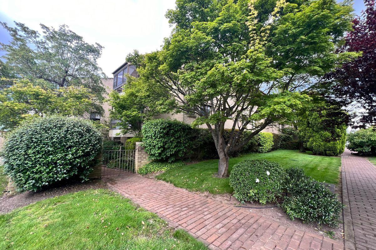 Prop-GPT: House: NSW East Bowral, NSW 2576 Home For Rent