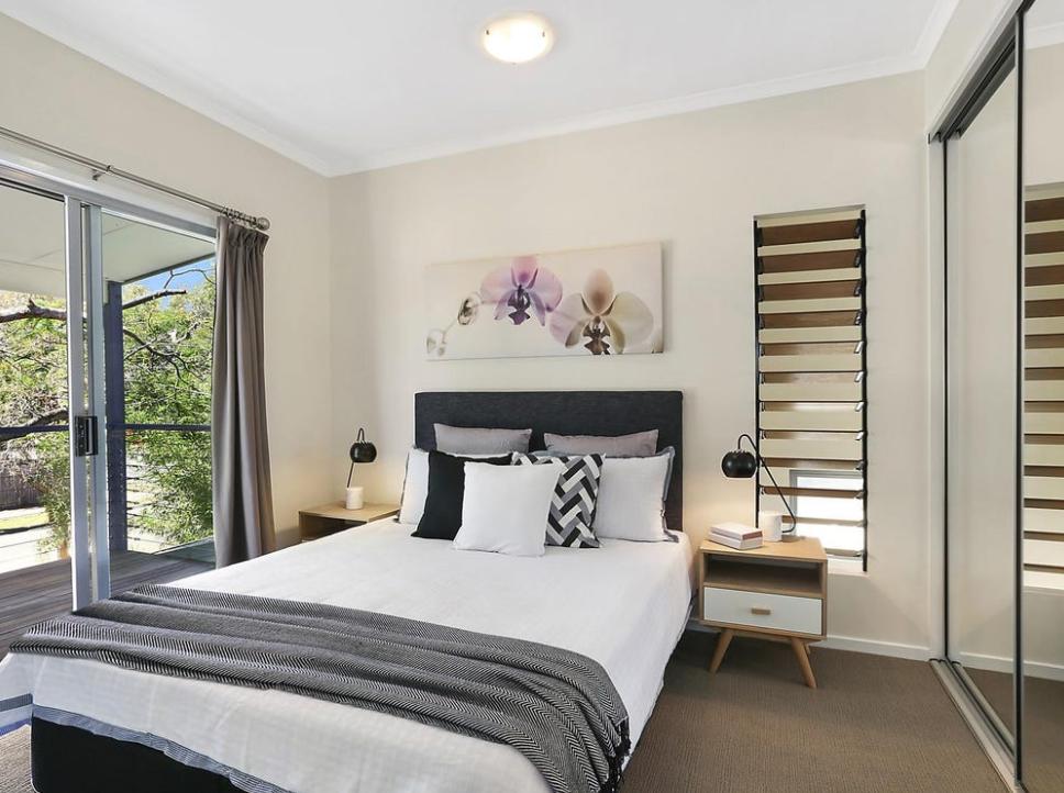 Charming 3-Bedroom Family Home with Abundant Outdoor Living in Hawthorne