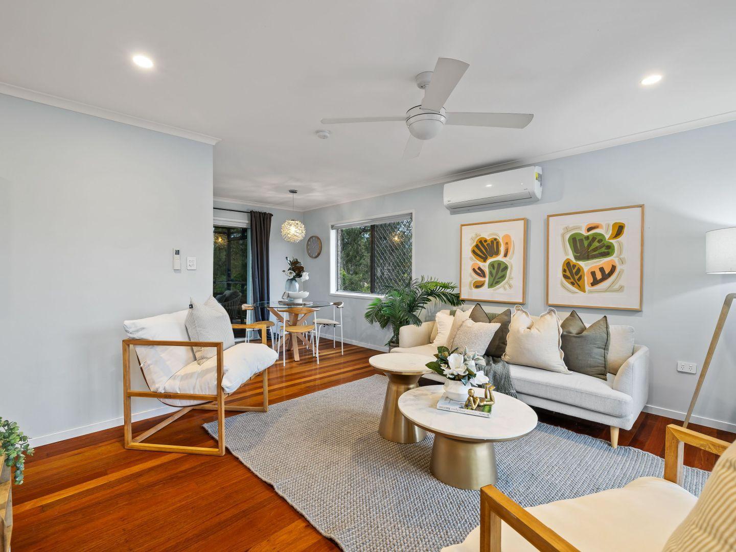 Elevated Comfort, Entertainer's Delight & Family-Friendly Charm