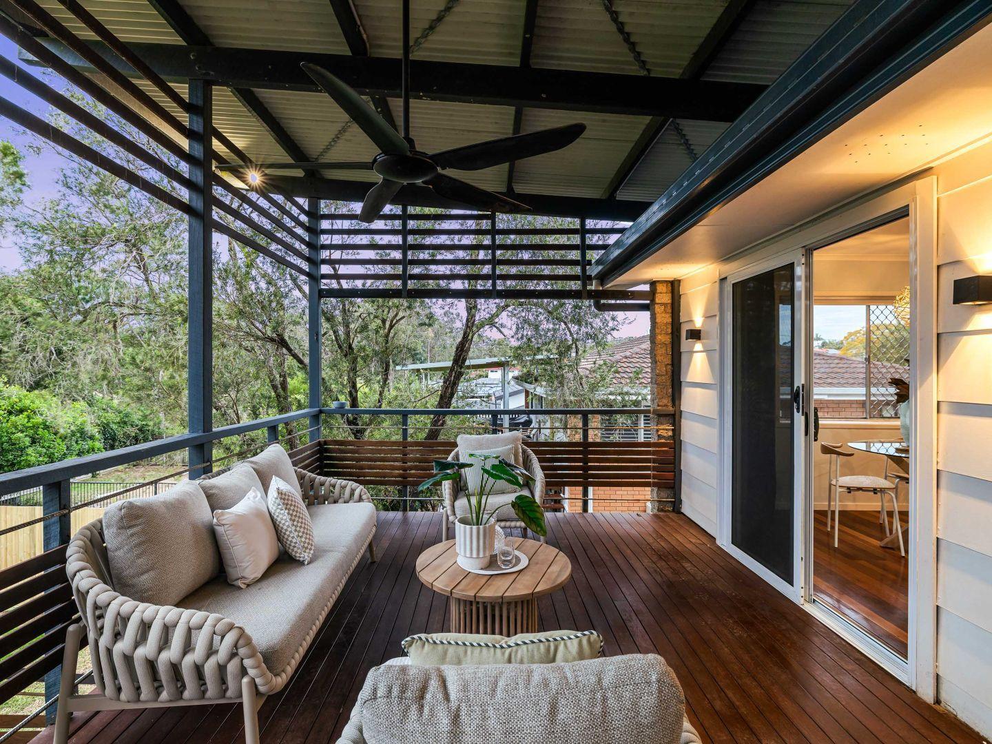 Elevated Comfort, Entertainer's Delight & Family-Friendly Charm