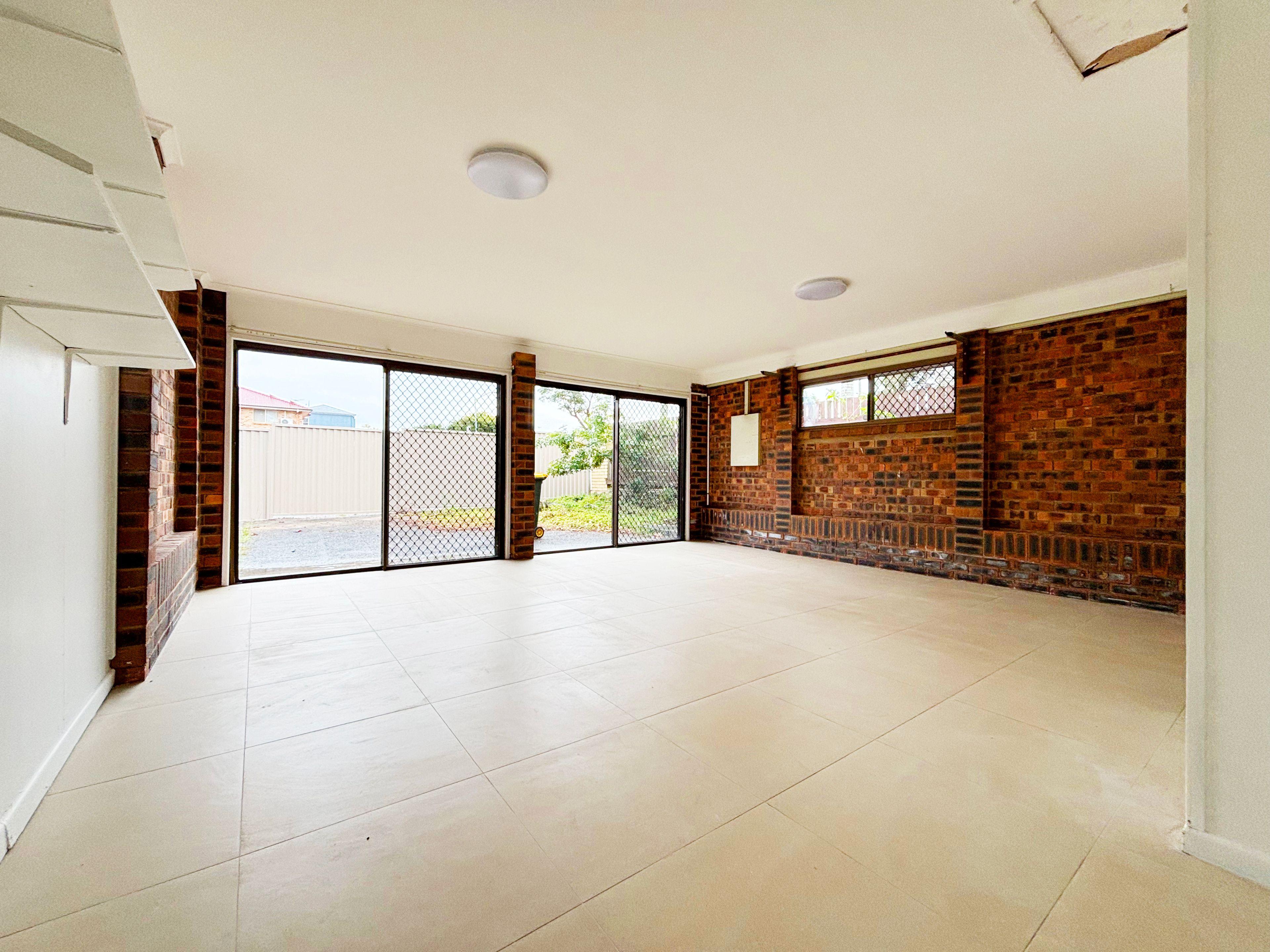 Newly Renovated 4 Bedroom House At Hot Spot Location