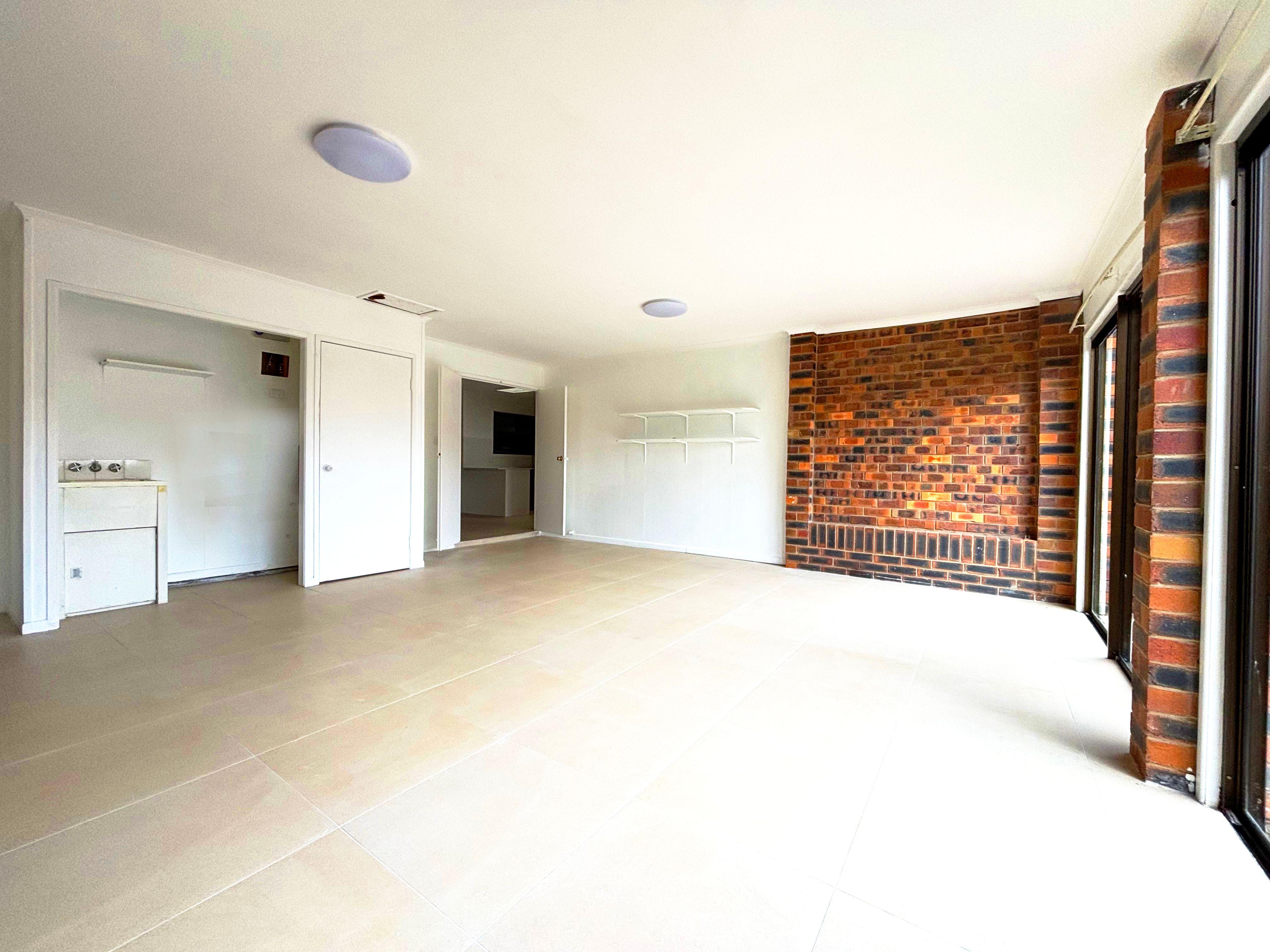 Newly Renovated 4 Bedroom House At Hot Spot Location