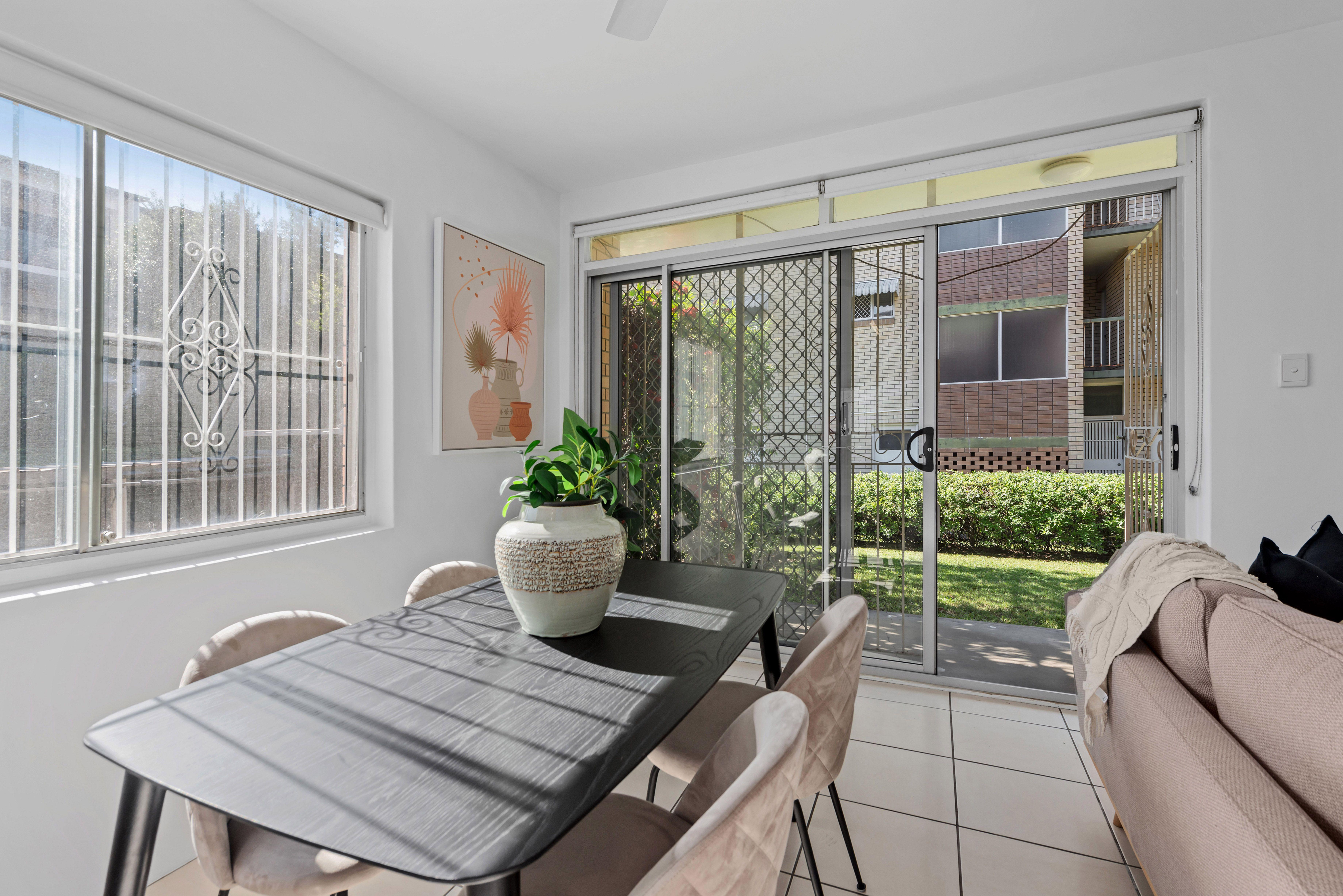 Unit for Rent: Coorparoo, QLD 4151, QLD, 4151