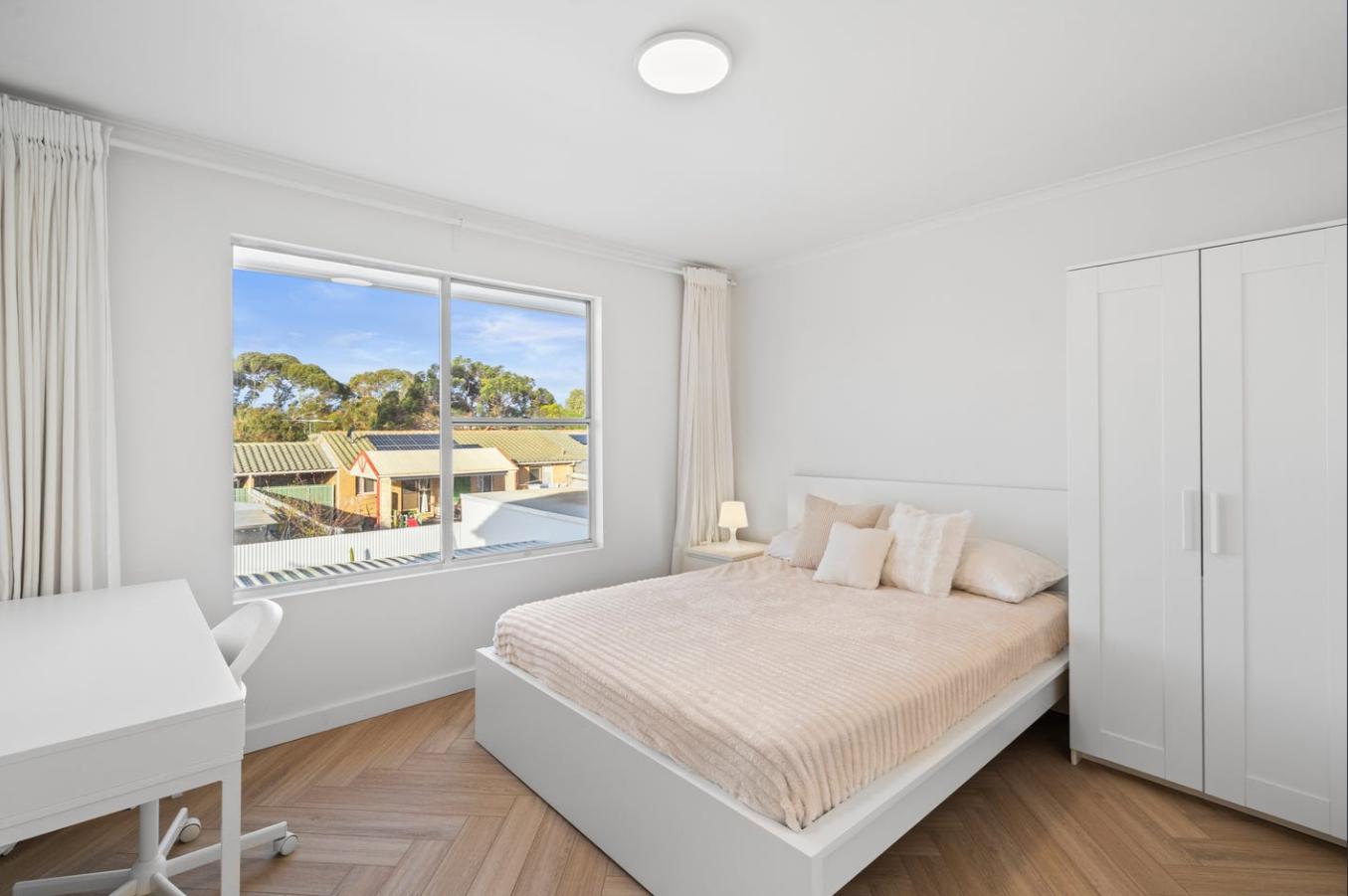 Stylish 4-Bedroom, 3-Bathroom Home in Novar Gardens