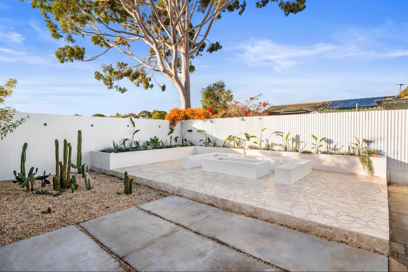 Stylish 4-Bedroom, 3-Bathroom Home in Novar Gardens