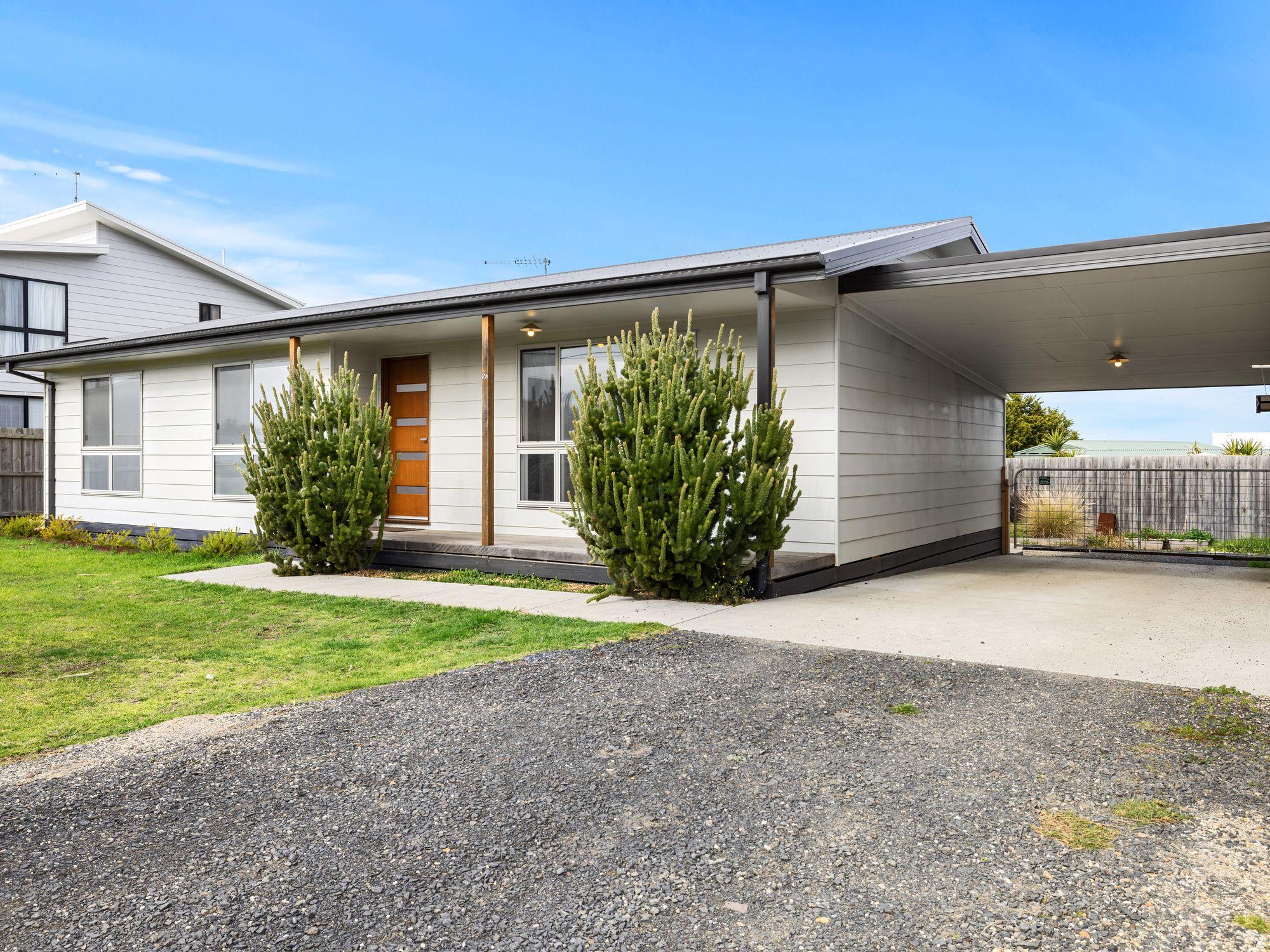 Prop-GPT: House: VIC Kilcunda, VIC 3995 Home For Rent