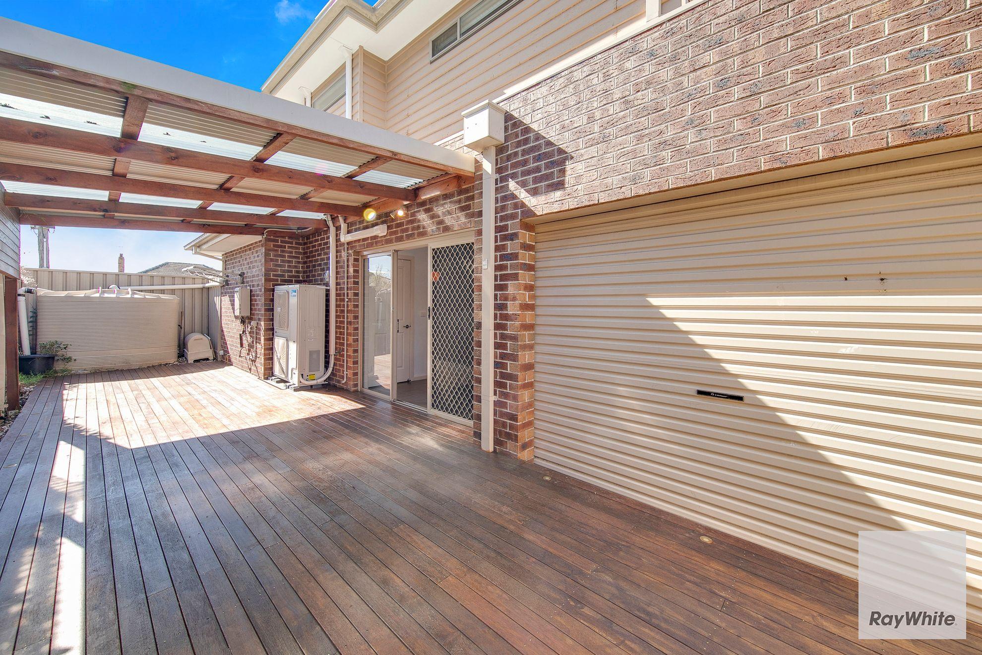 Townhouse for Rent: Glenroy, VIC 3046, VIC, 3046