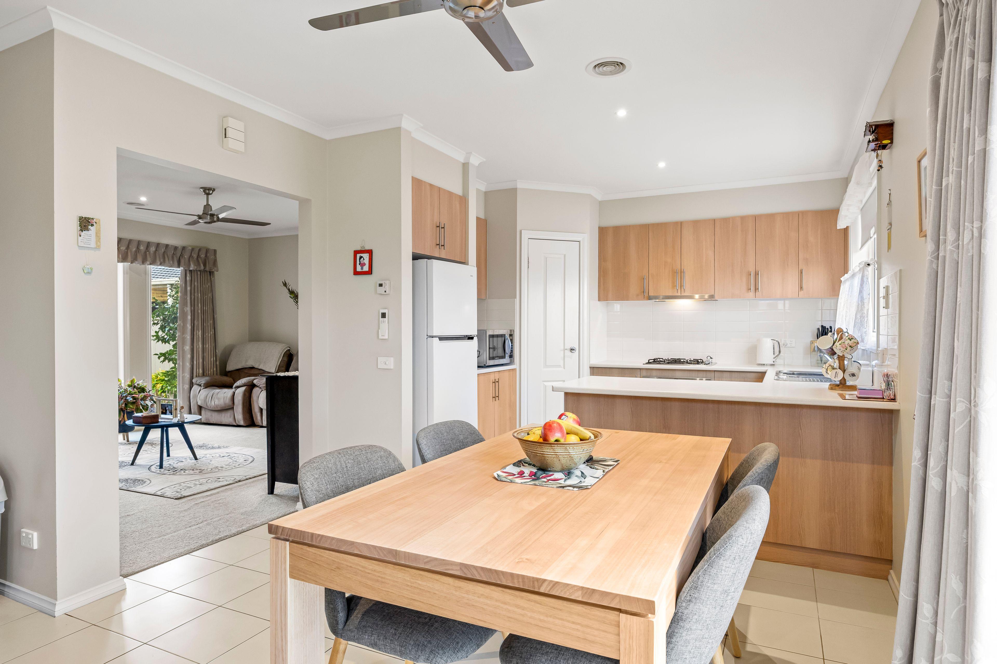 Immaculate Townhouse with Beautiful Gardens in Prime Wendouree Location