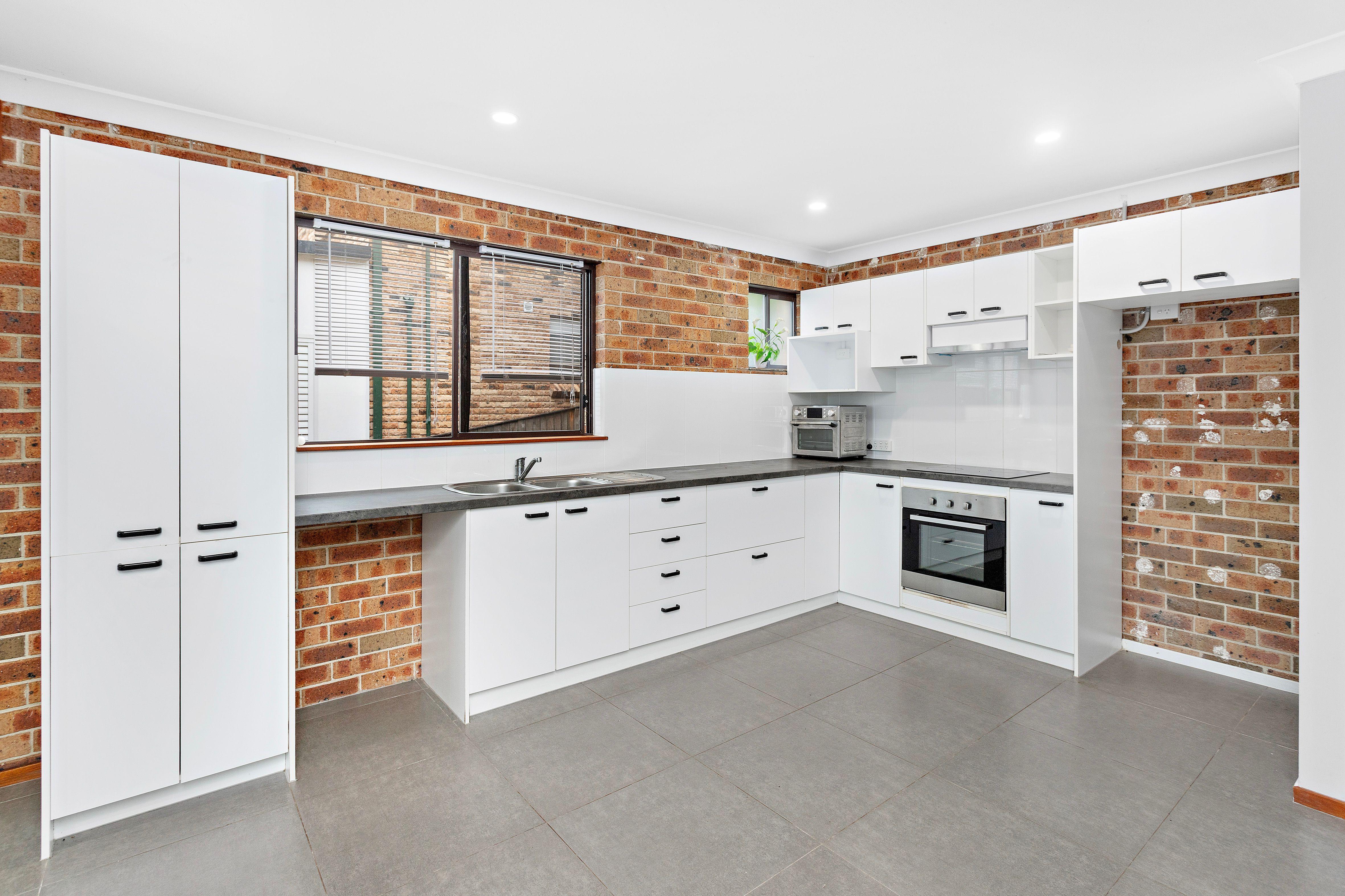 Prop-GPT: Apartment: NSW Kiama, NSW 2533 Home For Rent