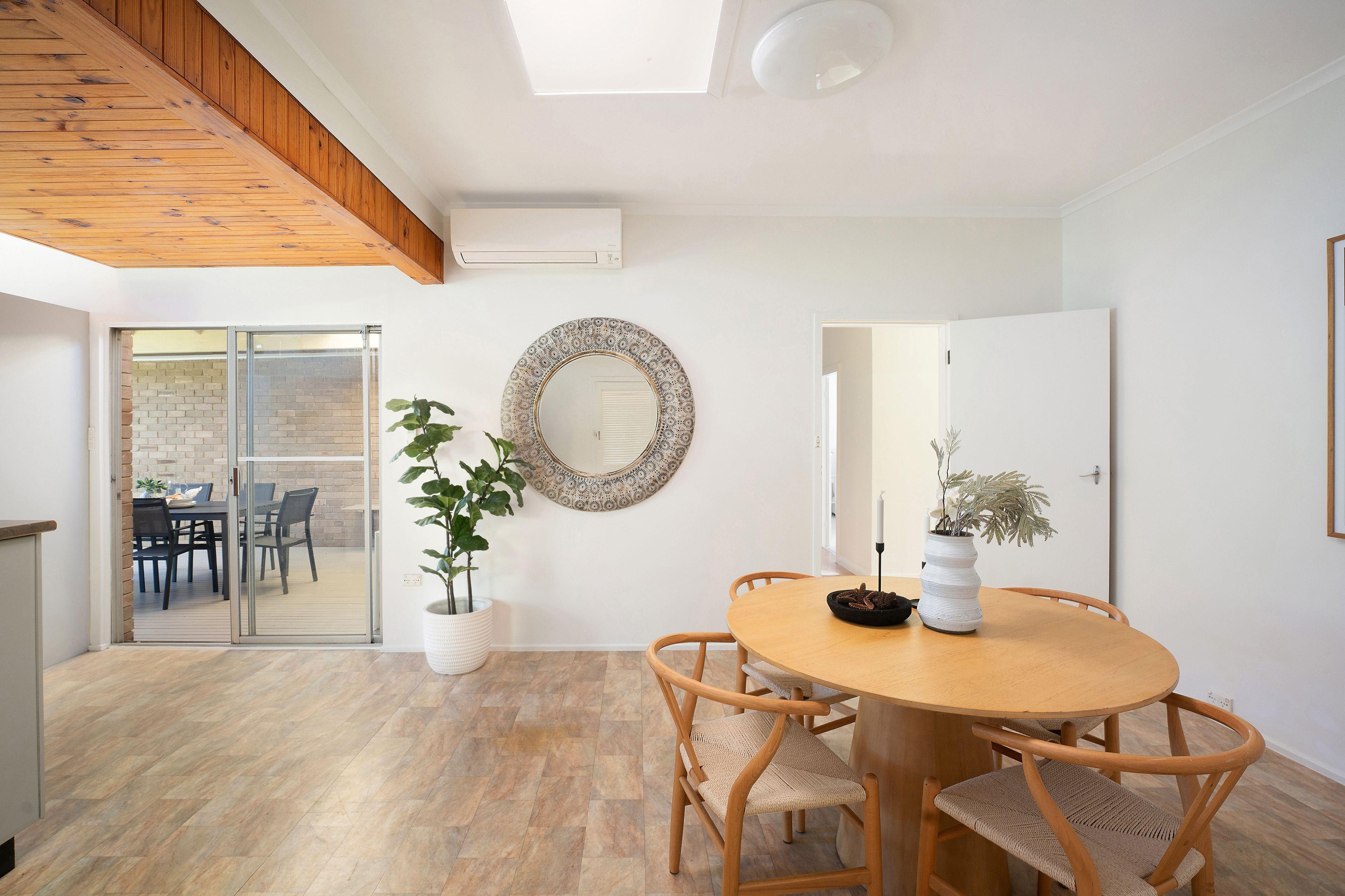 Tranquil Family Living in a Peaceful Cul-De-Sac