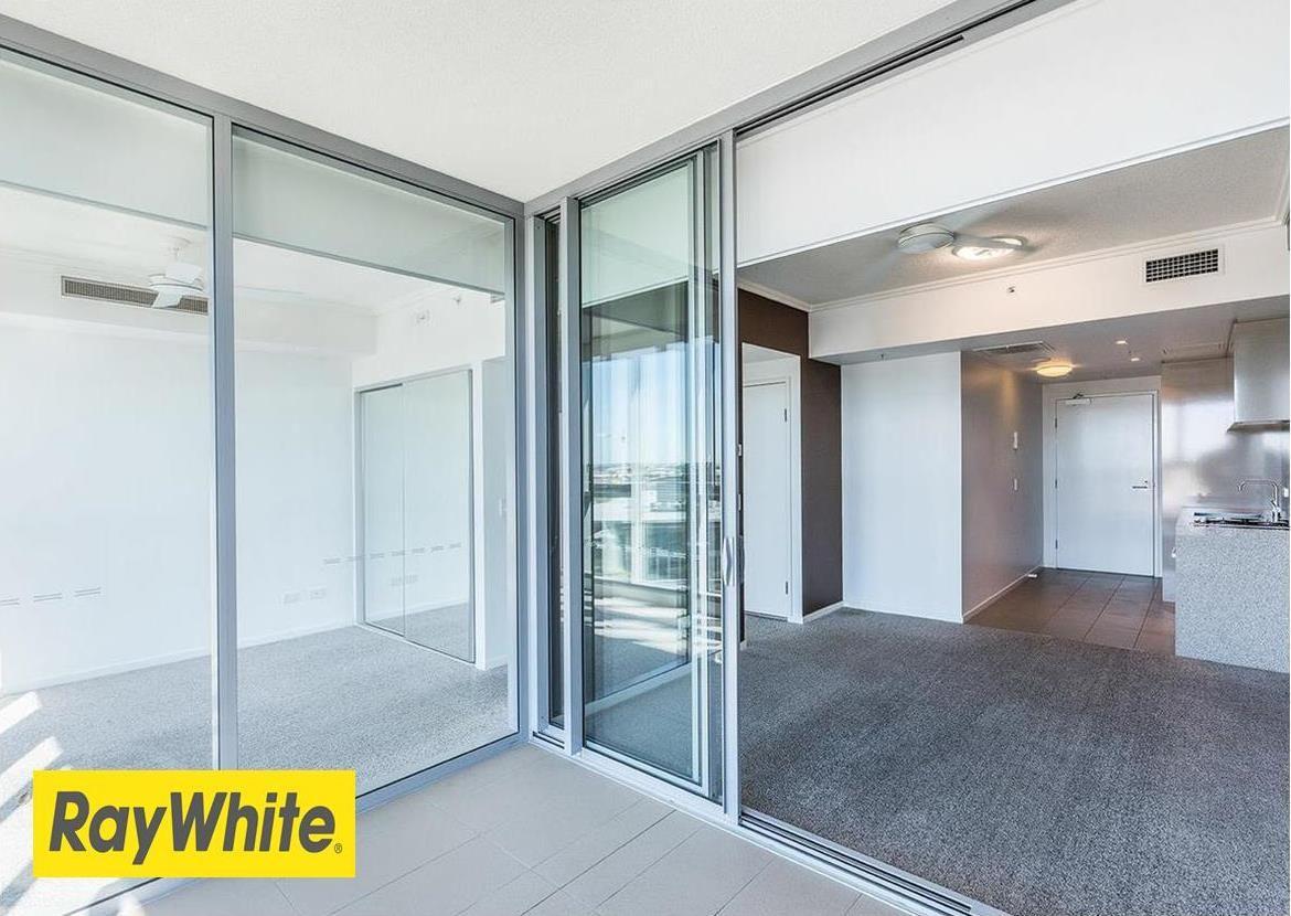 PERFECT LOCATION AT A GREAT PRICE!