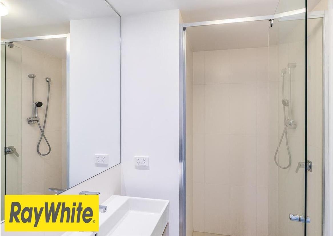 PERFECT LOCATION AT A GREAT PRICE!