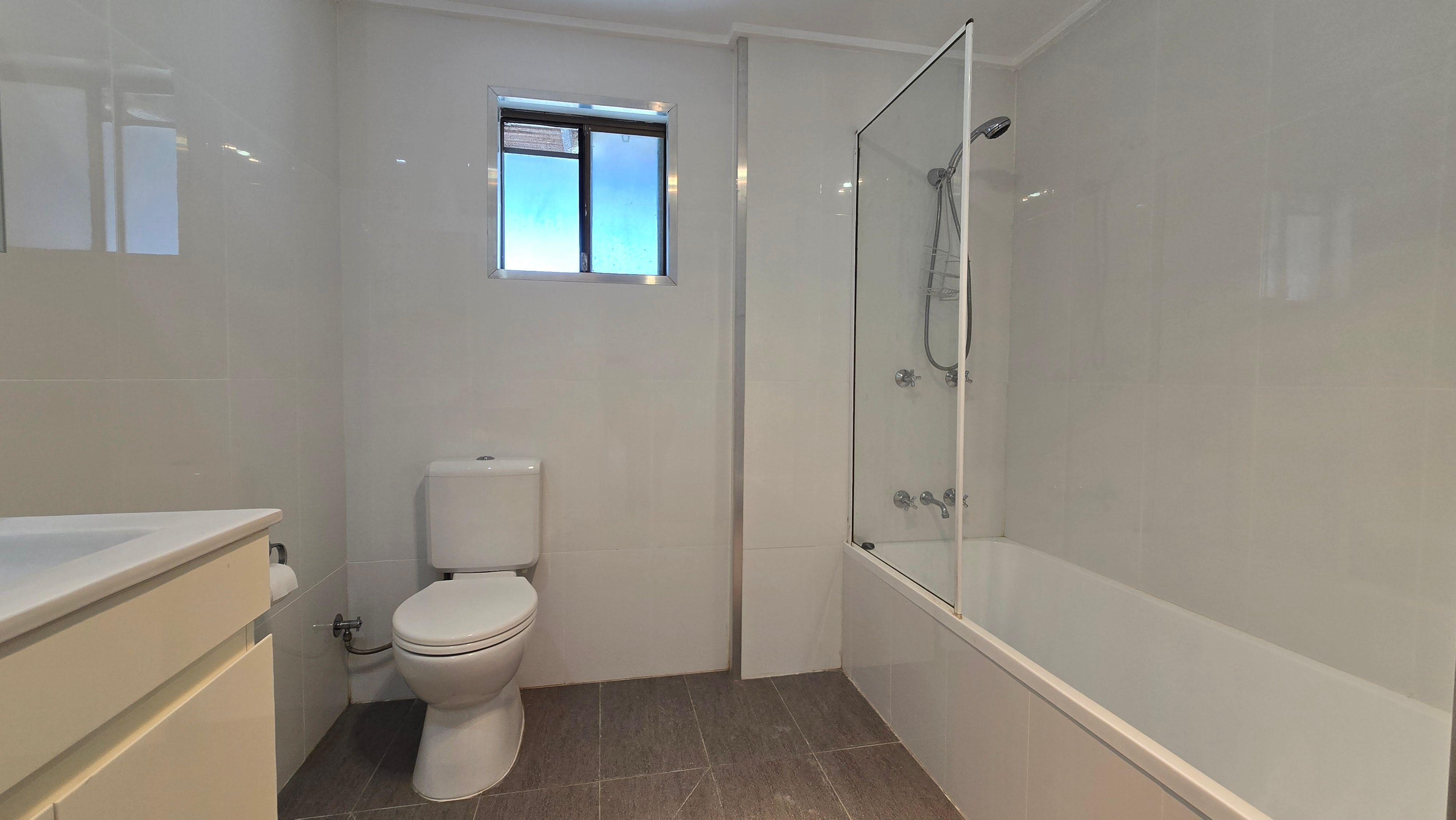 Peaceful Country Living with Modern Comforts - Close to Everything!  2 Bedroom Self Contained Unit - Ground Floor