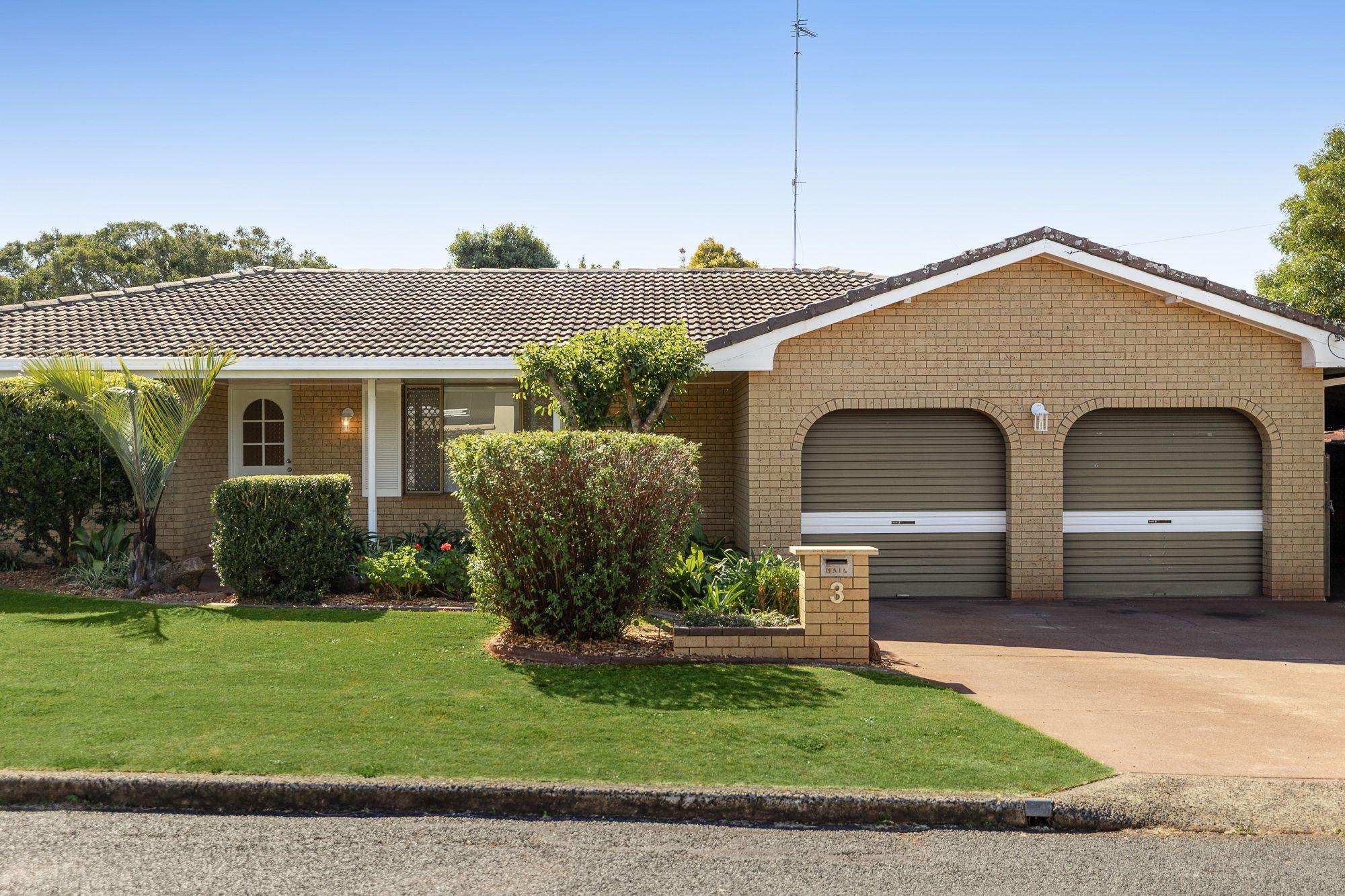Stylish, Spacious and Updated Home in Sought-After Smithfield Estate House | QLD Harristown, QLD 4350 | Prop-GPT the AI-Powered Property Portal