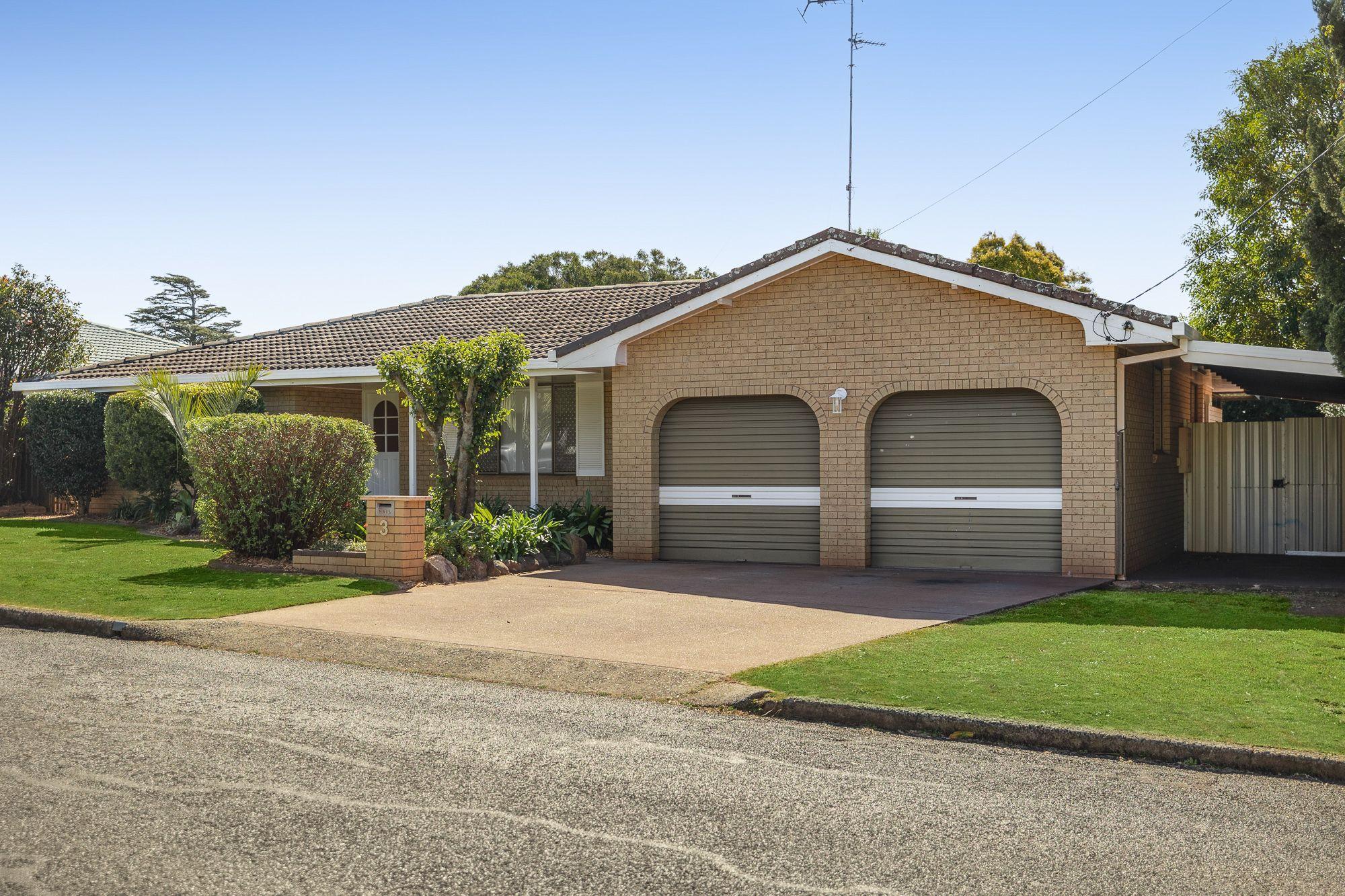 Stylish, Spacious and Updated Home in Sought-After Smithfield Estate