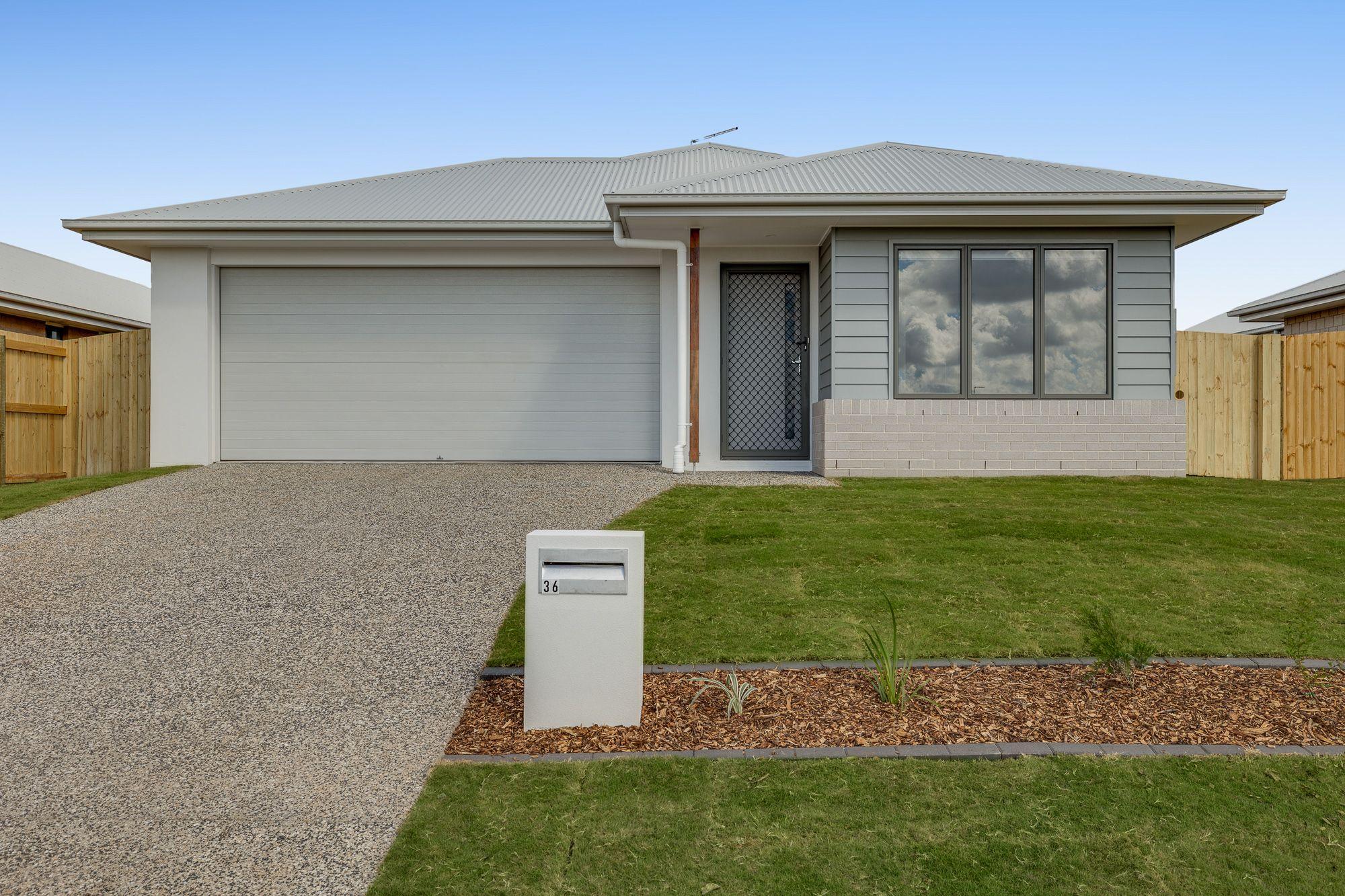 Prop-GPT: House: QLD Cotswold Hills, QLD 4350 Home For Rent