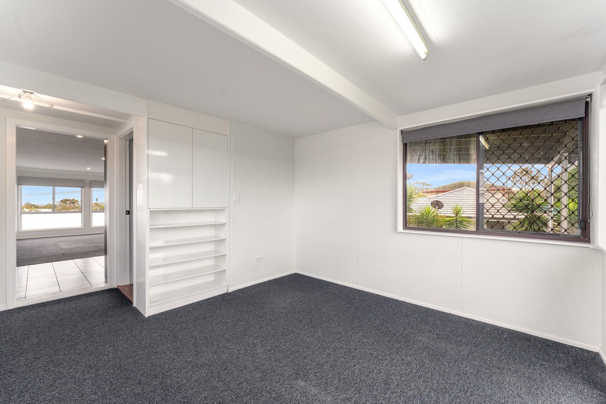 Modern Family Home in the Heart of Alexandra Hills!