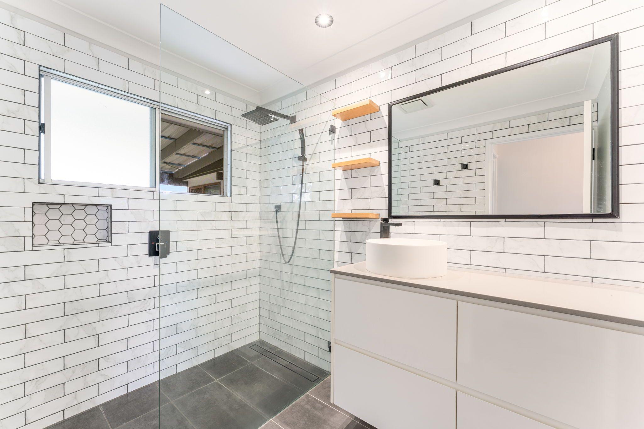 Modern Family Home in the Heart of Alexandra Hills!