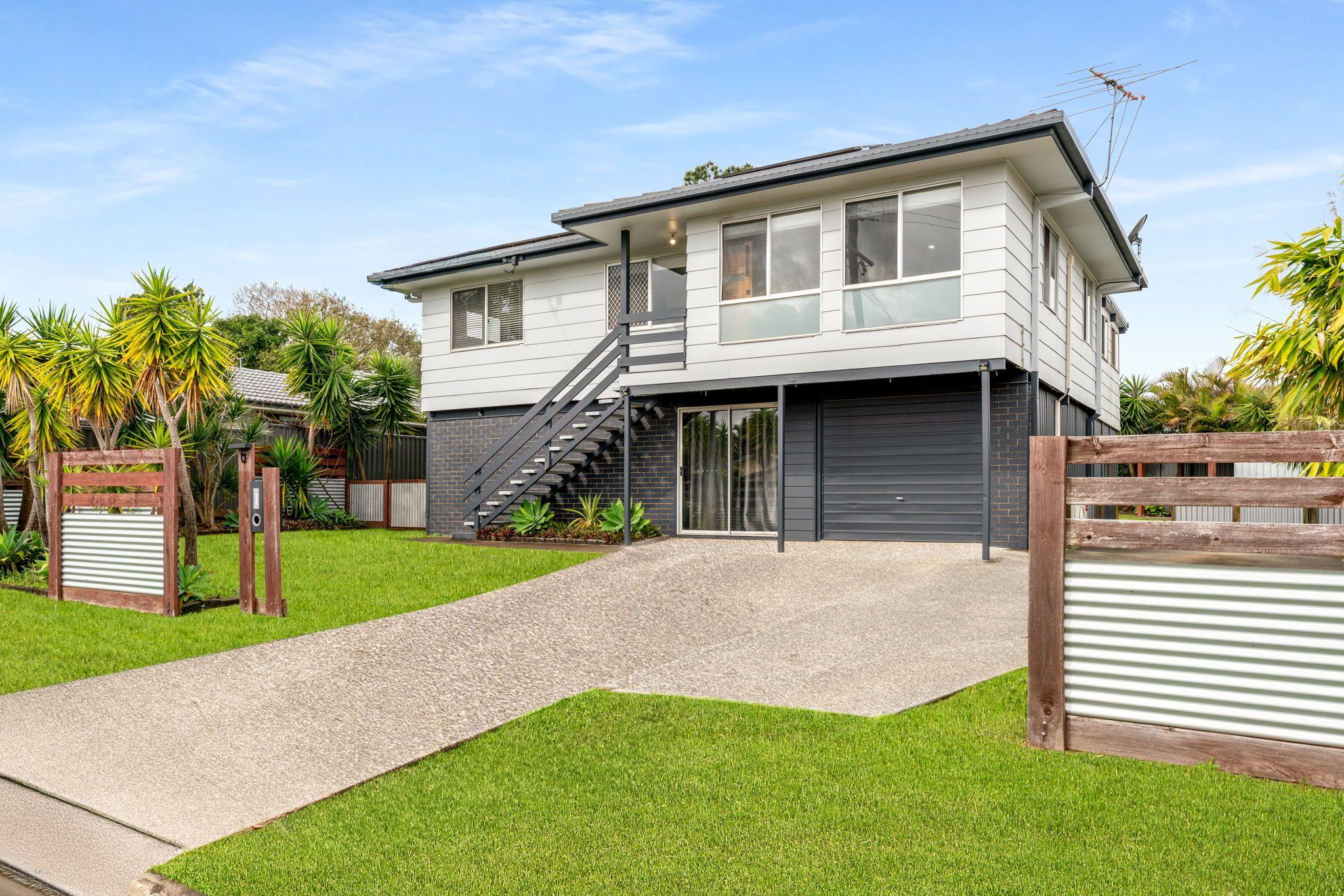 Modern Family Home in the Heart of Alexandra Hills!