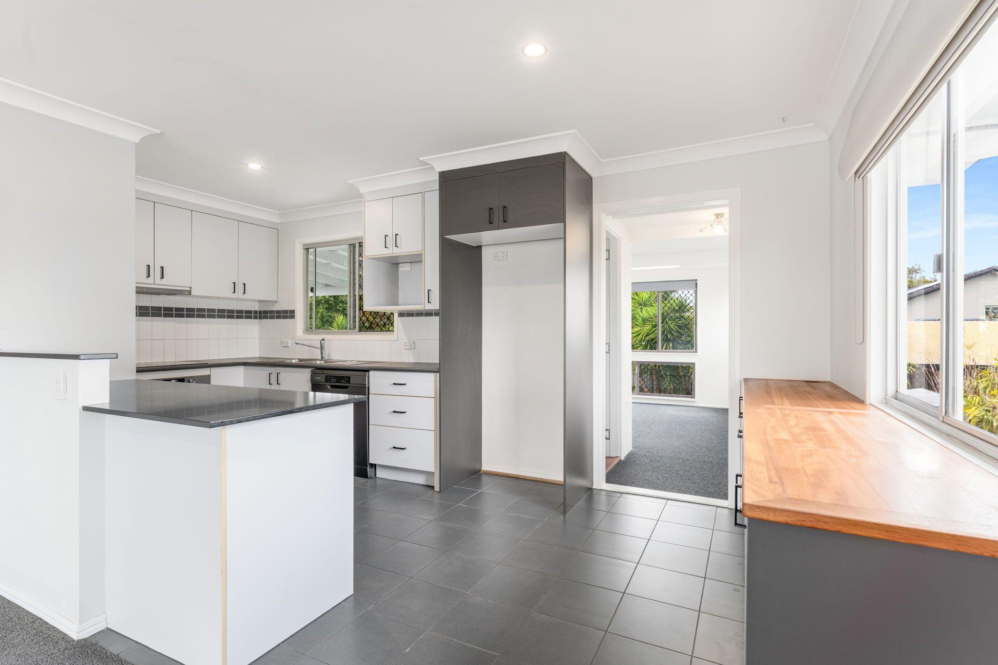 Modern Family Home in the Heart of Alexandra Hills!