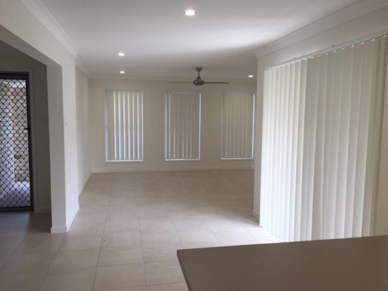 COUNTRY LIVING AT ITS BEST!