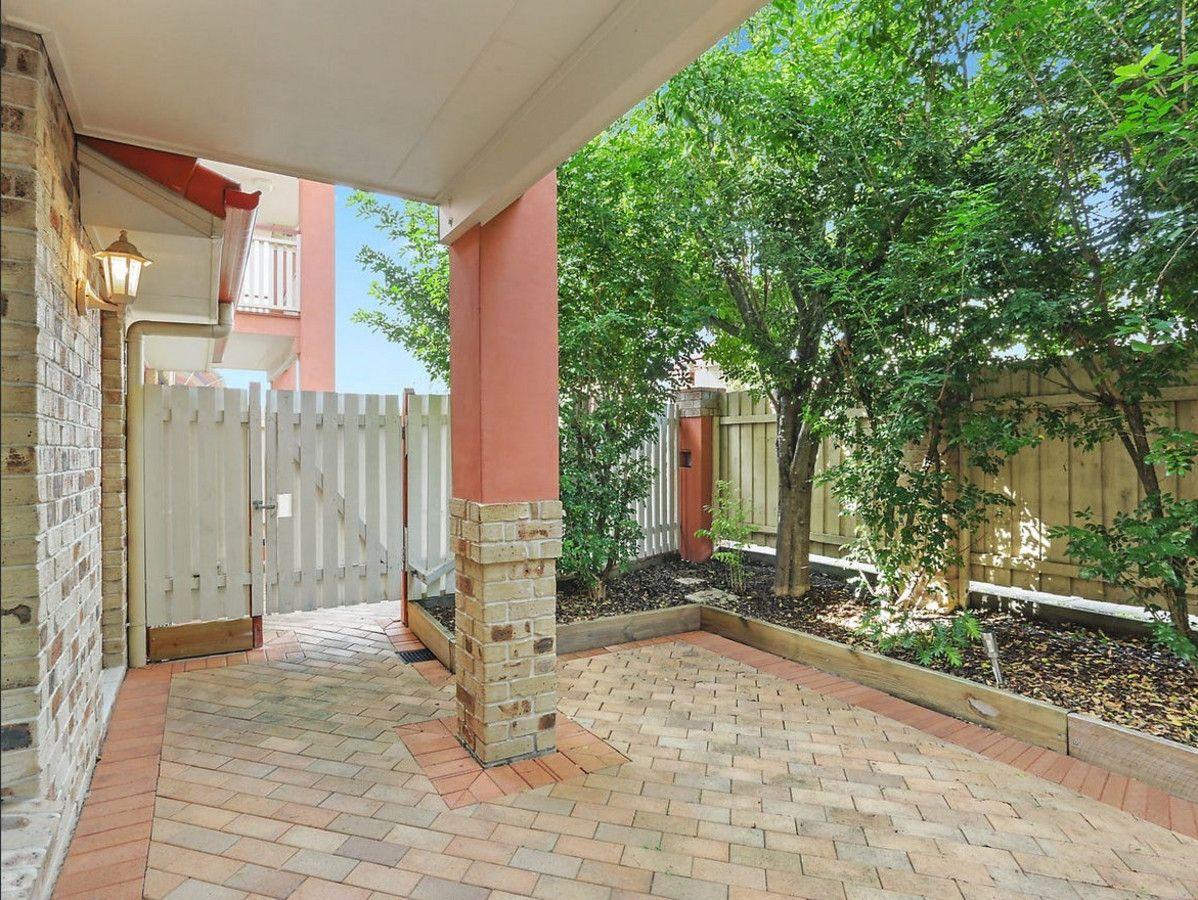 5/14 Greenbank Street, Chermside, QLD 4032 - Townhouse for Rent - harcourts.net
