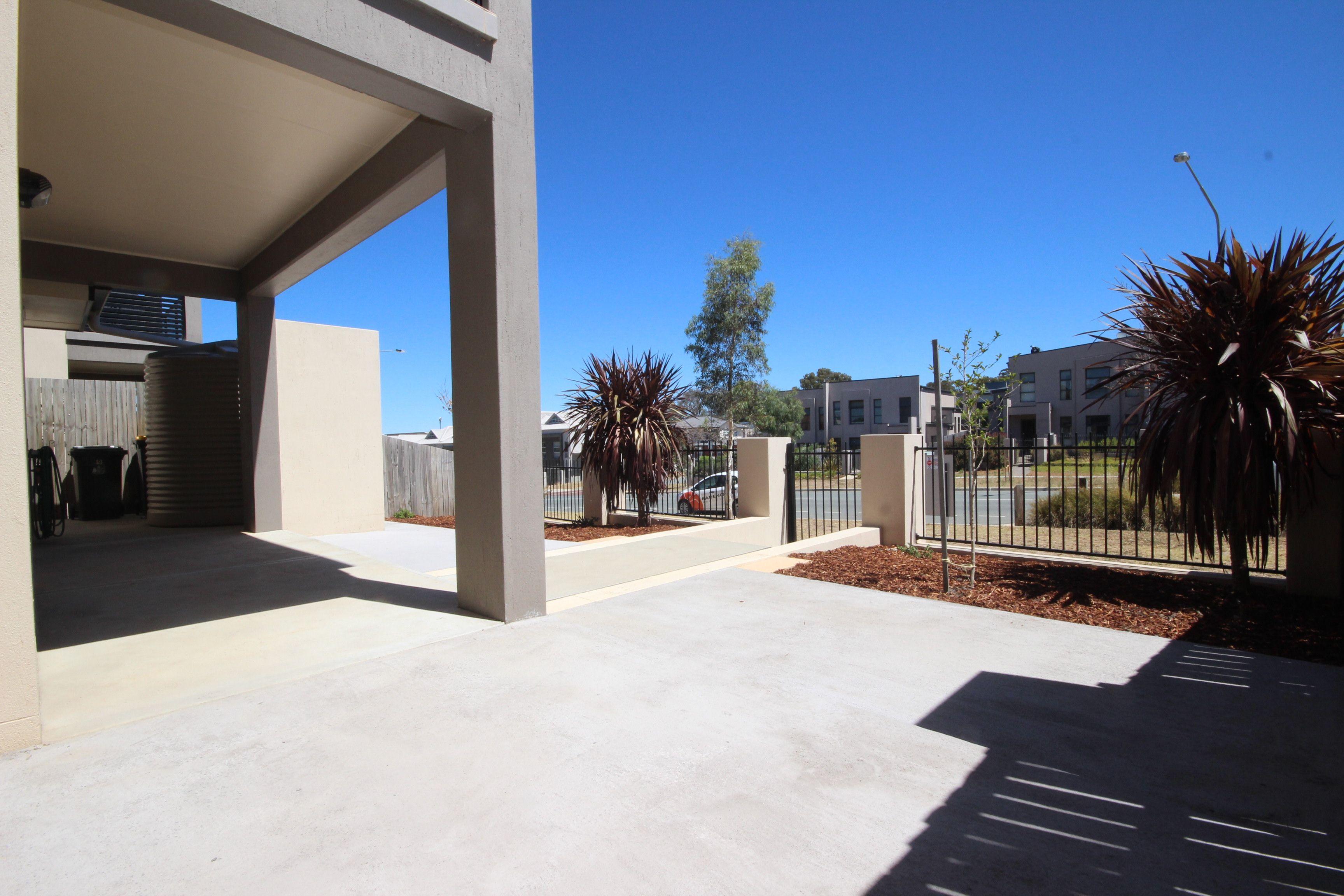 Townhouse for Rent: Bruce, ACT 2617, ACT, 2617