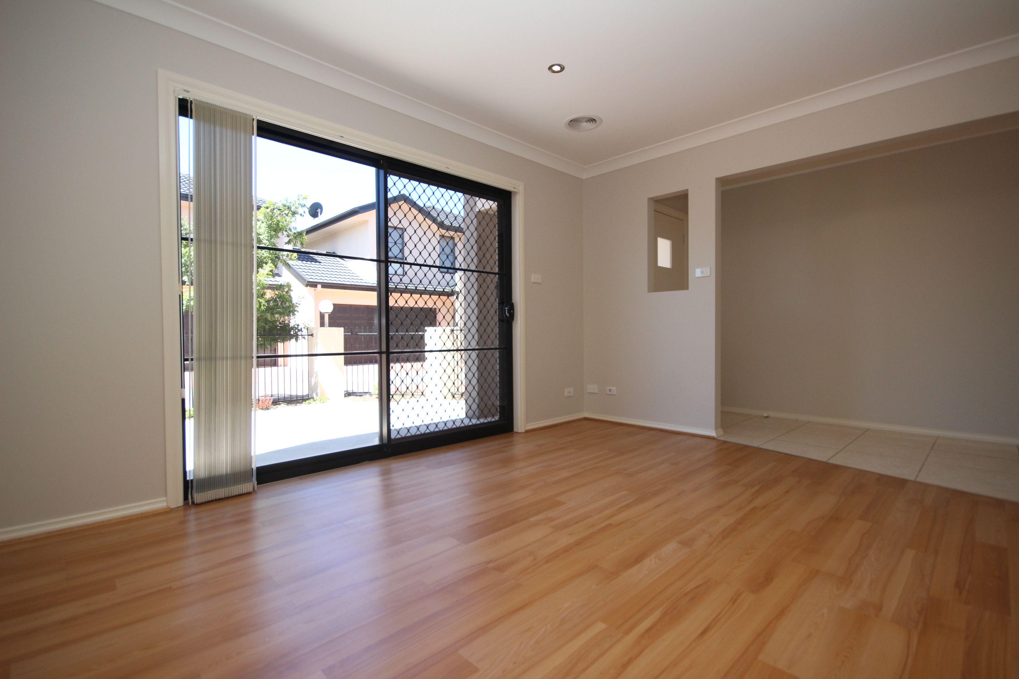 Townhouse for Rent: Bruce, ACT 2617, ACT, 2617