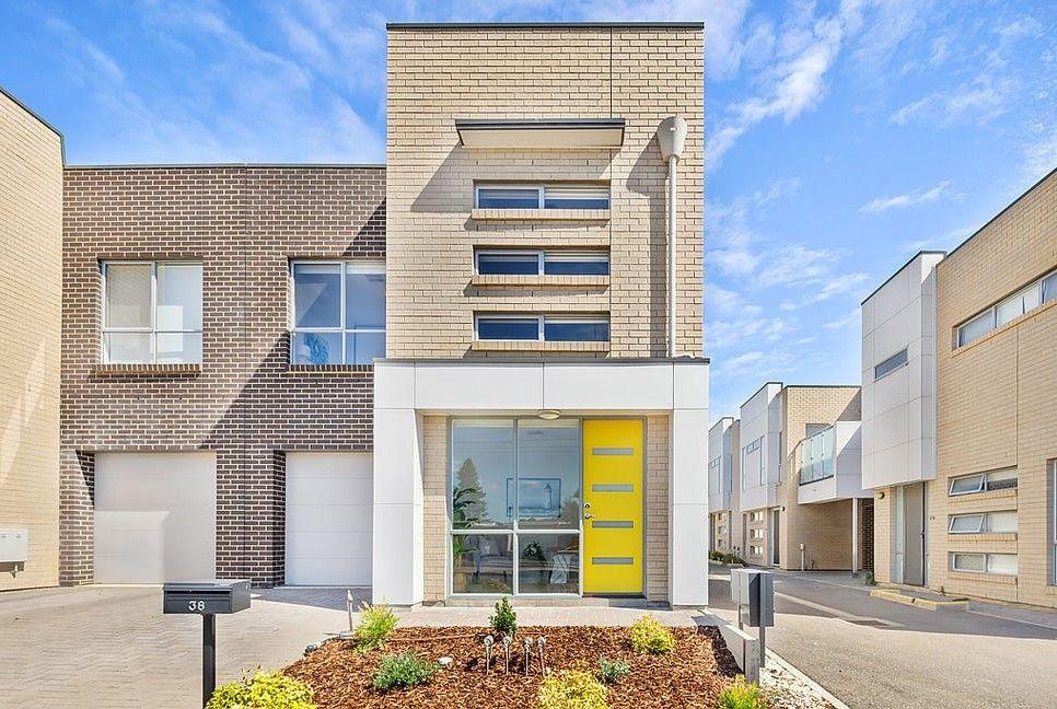 Prop-GPT: House: SA Christies Beach, SA 5165 Home For Rent