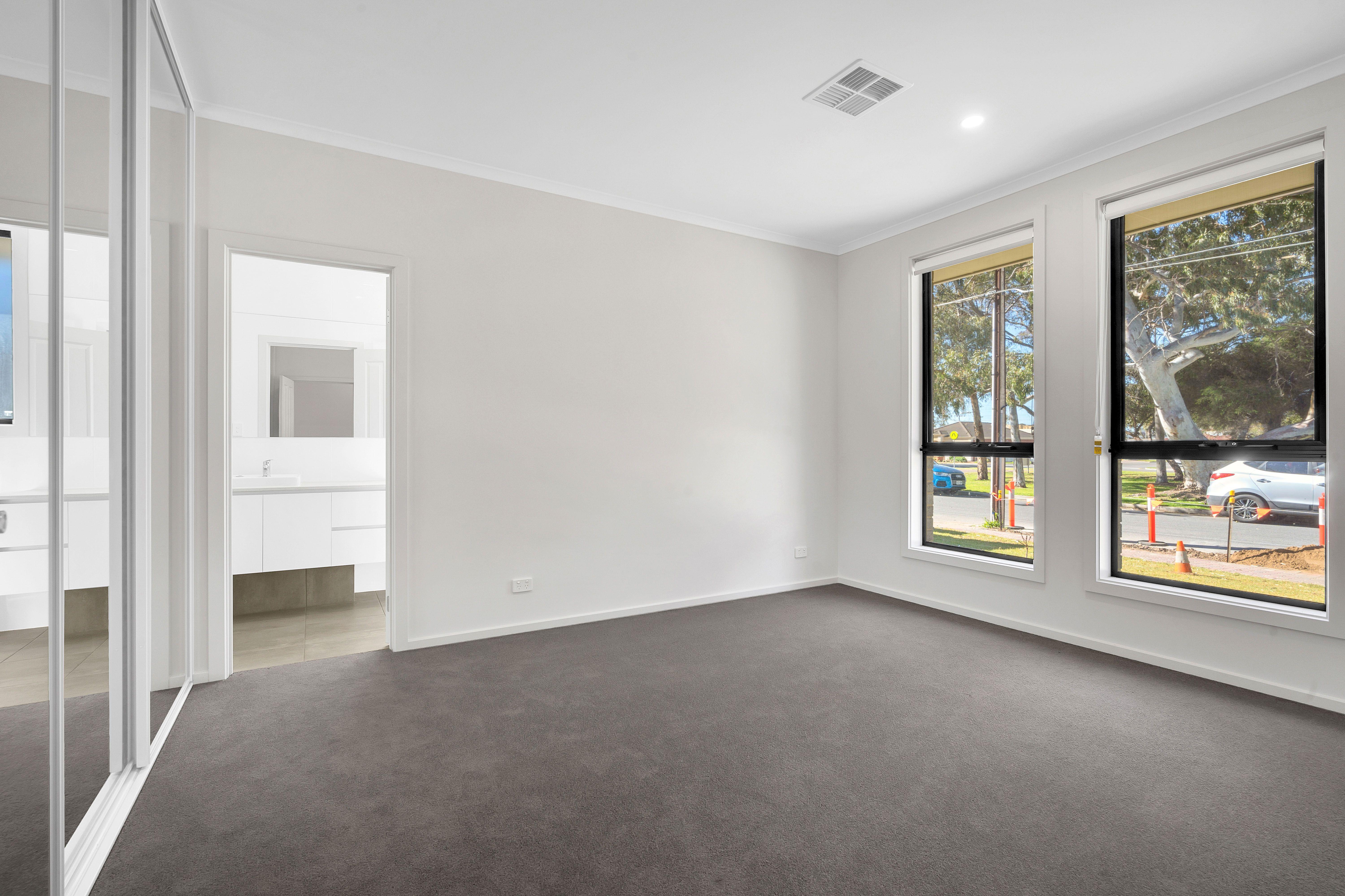 Luxury Family Living in Prestigious Henley Beach Location